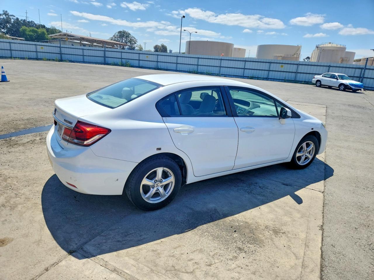 2013 Honda Civic Natural Gas White vin: 19XFB5F52DE000289