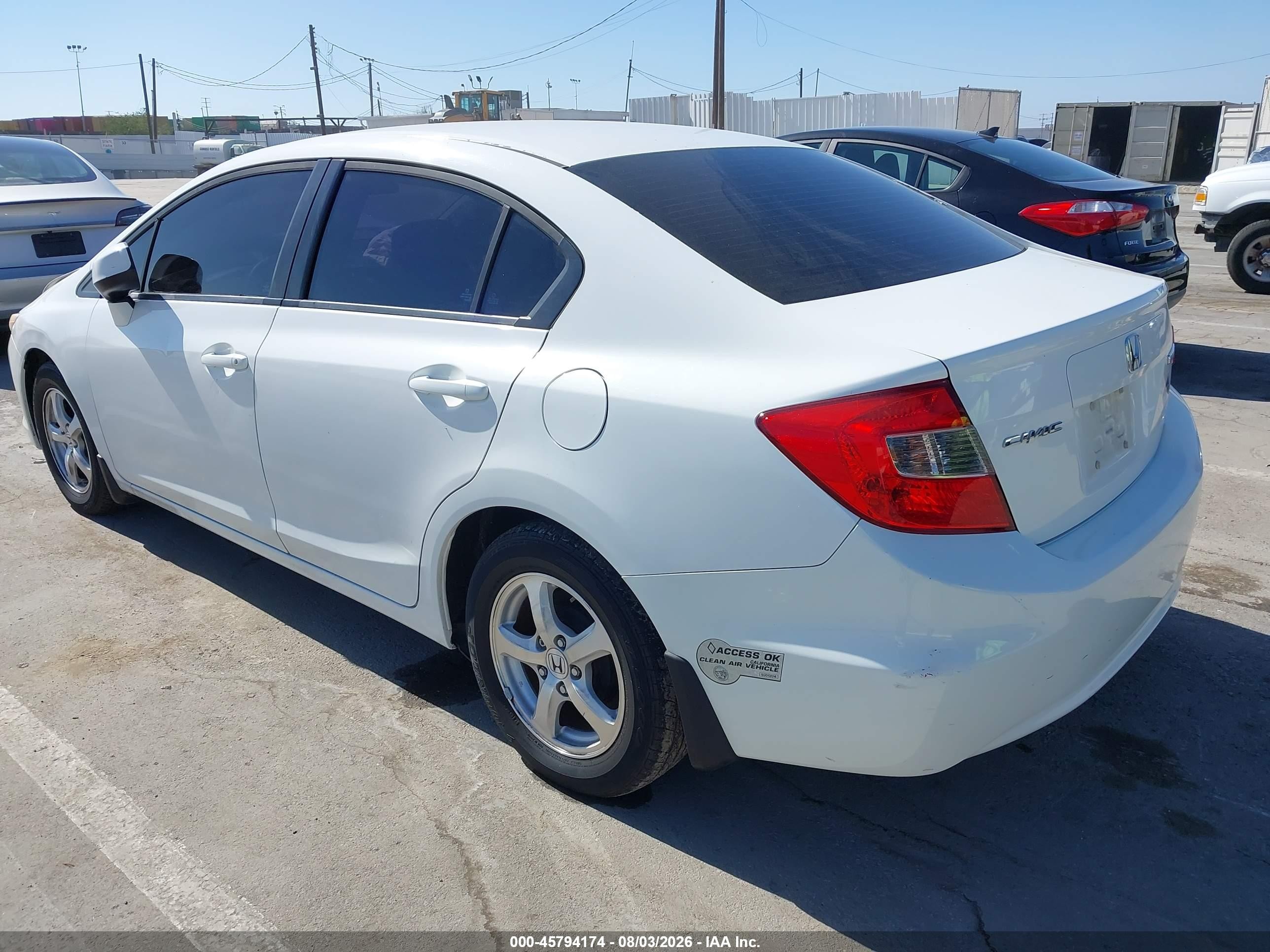 2012 Honda Civic Natural Gas White vin: 19XFB5F55CE000821