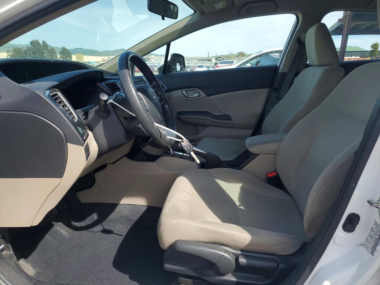 2013 Honda Civic Natural Gas White vin: 19XFB5F55DE000061