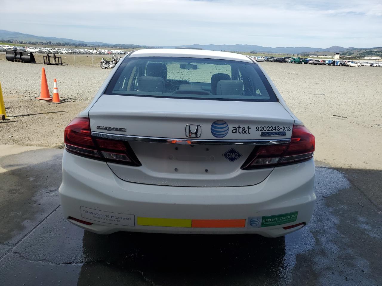 2013 Honda Civic Natural Gas White vin: 19XFB5F55DE000061 Damage: Rear Bumper, Chipped, 2