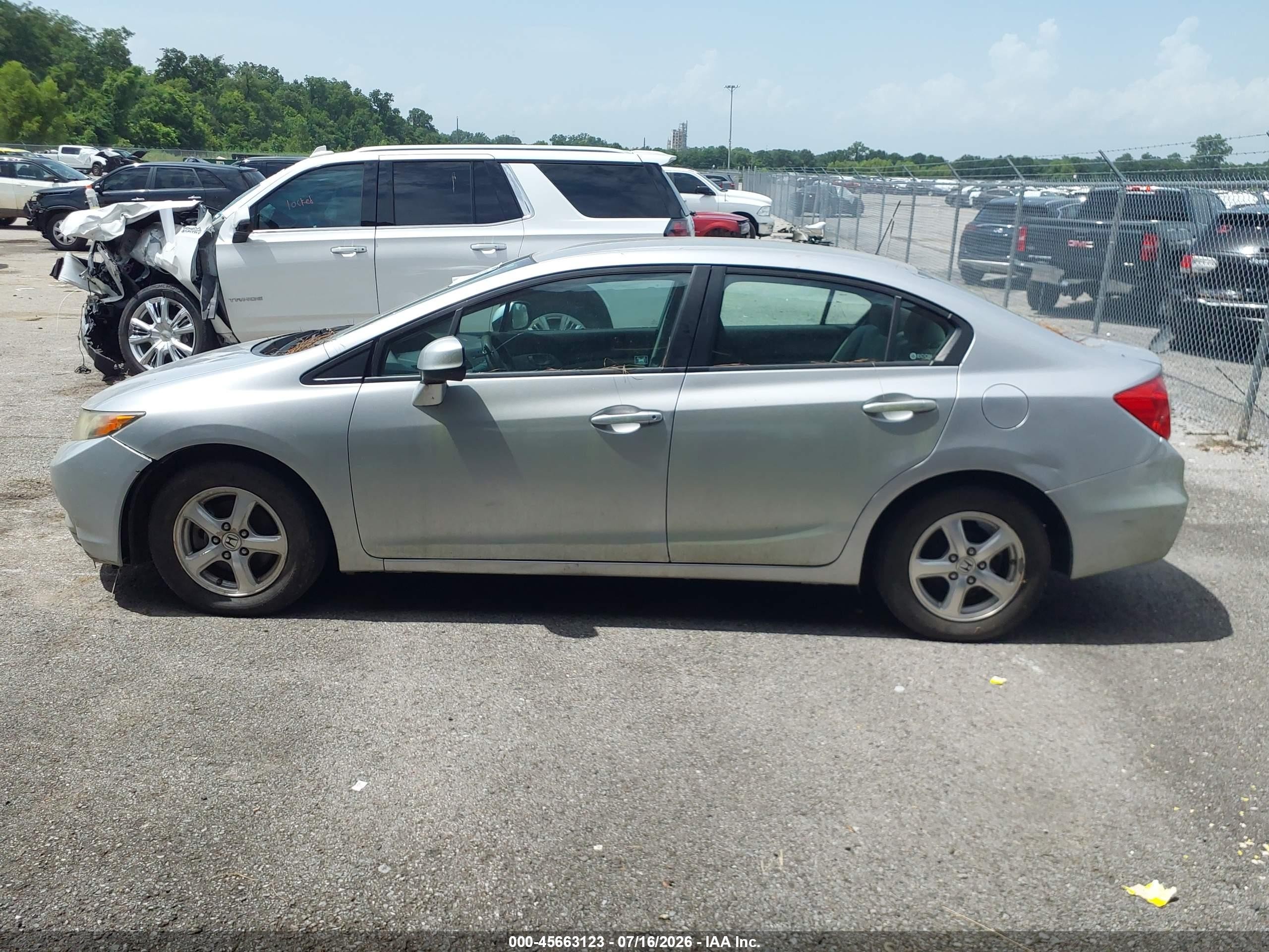 2012 Honda Civic Natural Gas Silver vin: 19XFB5F59CE002328