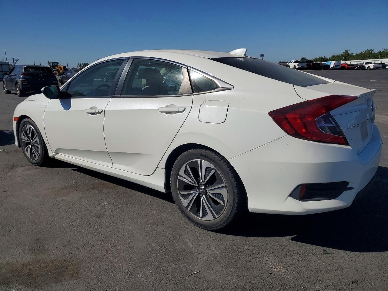 2017 Honda Civic Ex White vin: 19XFC1F31HE203751