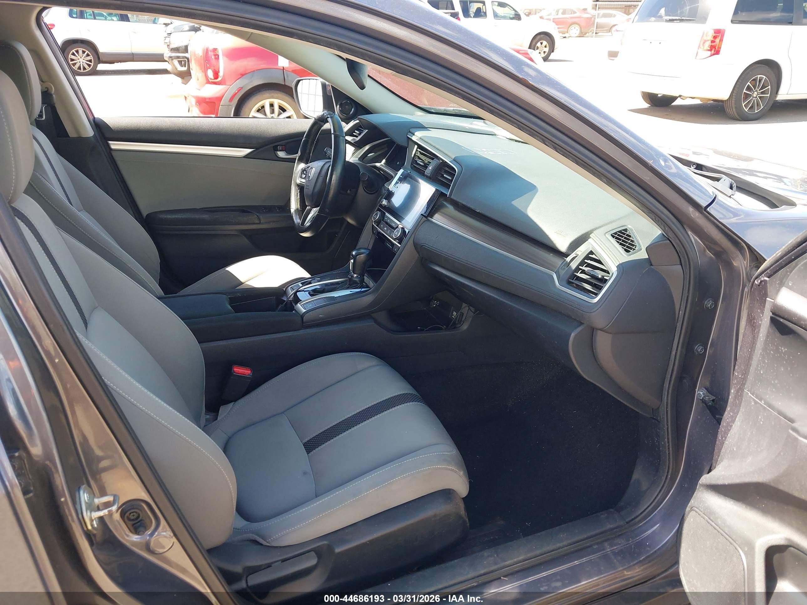 2019 Honda Civic Ex Серый vin: 19XFC1F34KE019833