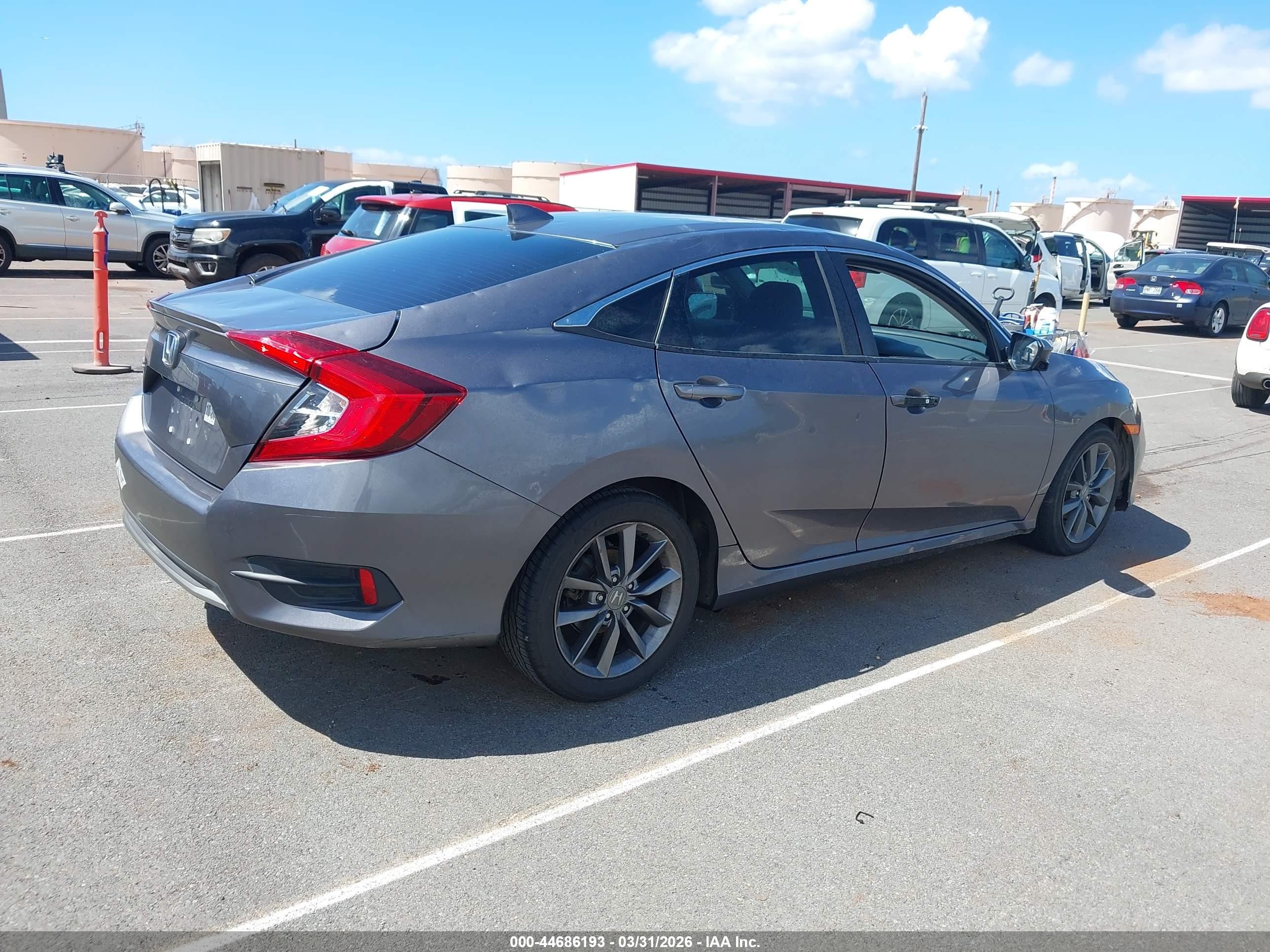 2019 Honda Civic Ex Серый vin: 19XFC1F34KE019833