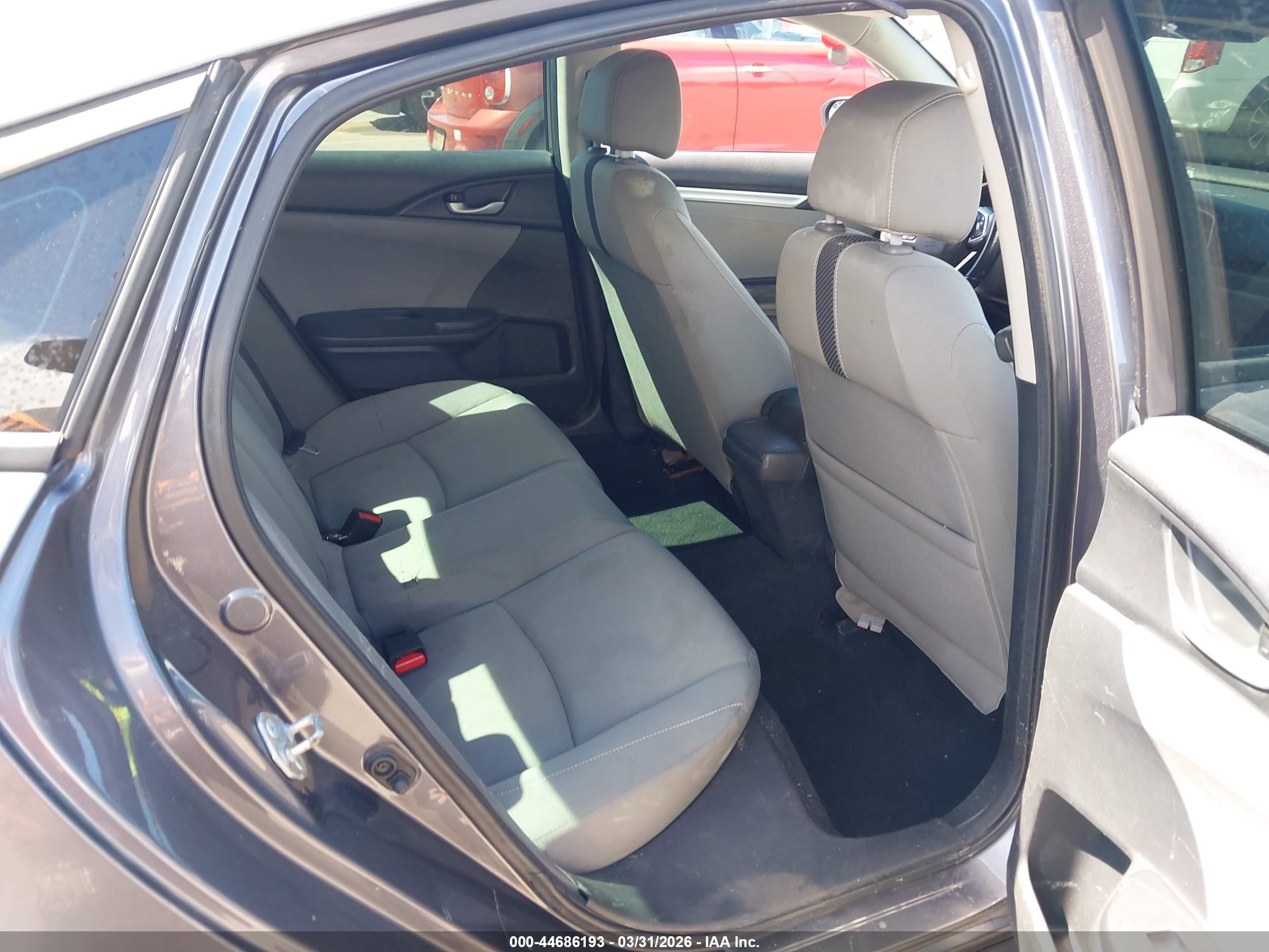 2019 Honda Civic Ex Серый vin: 19XFC1F34KE019833