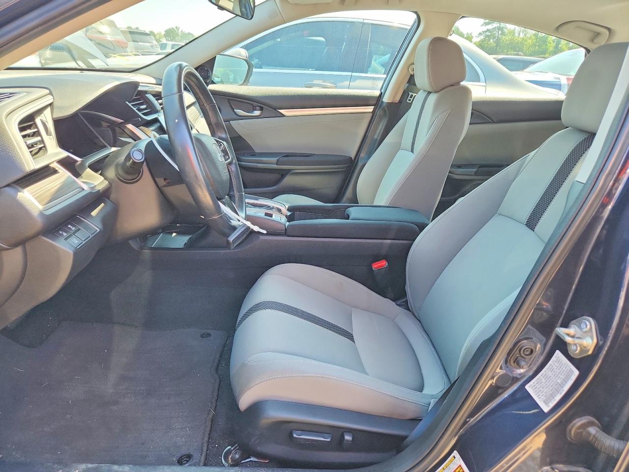 2019 Honda Civic Ex Blue vin: 19XFC1F34KE019850