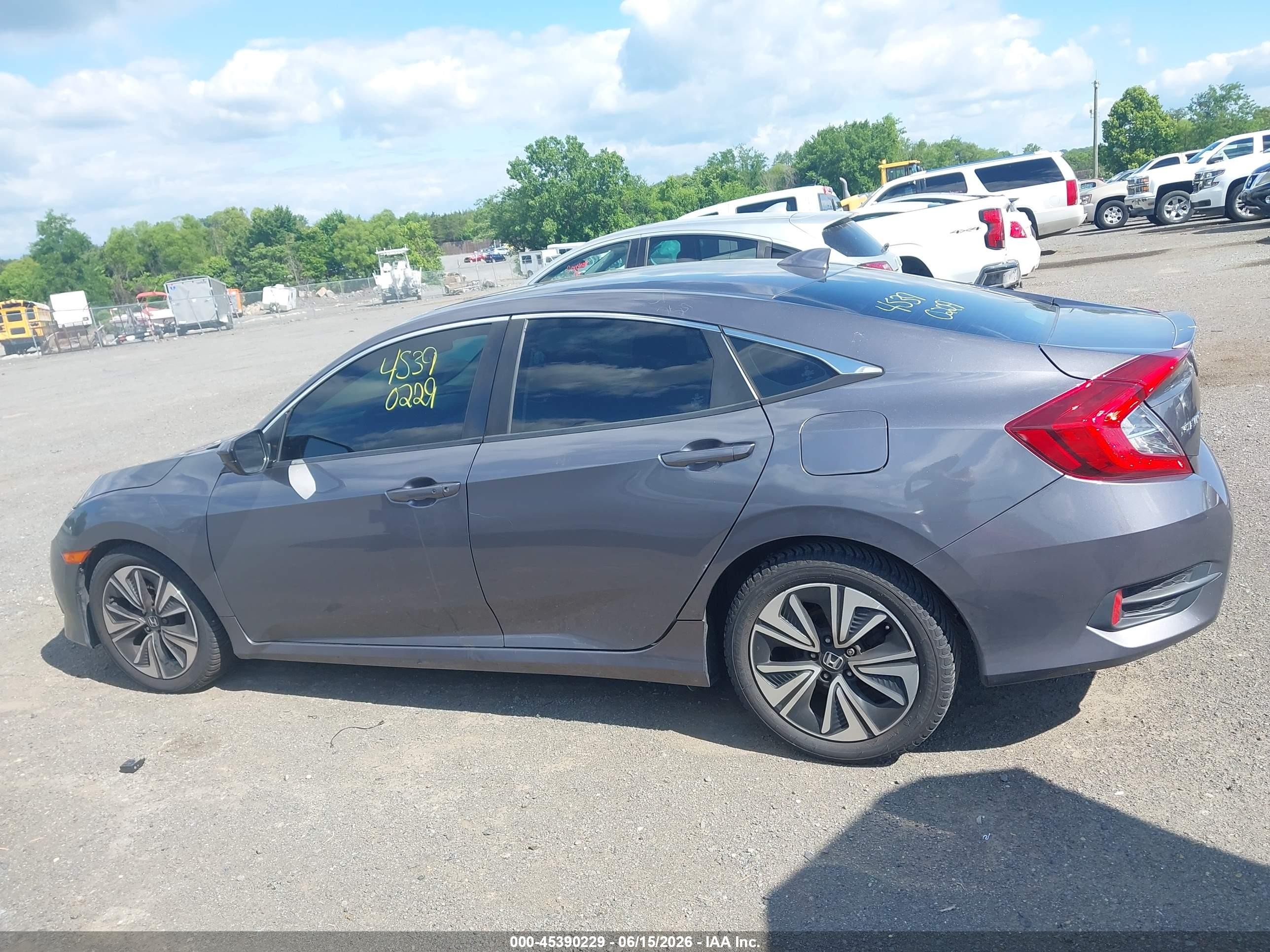 2017 Honda Civic Ex-t Gray vin: 19XFC1F37HE209487