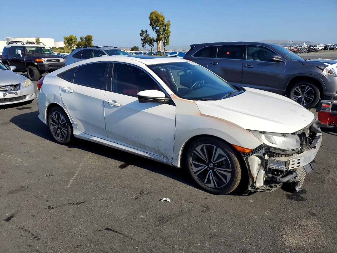 2018 Honda Civic Ex White vin: 19XFC1F39JE201574