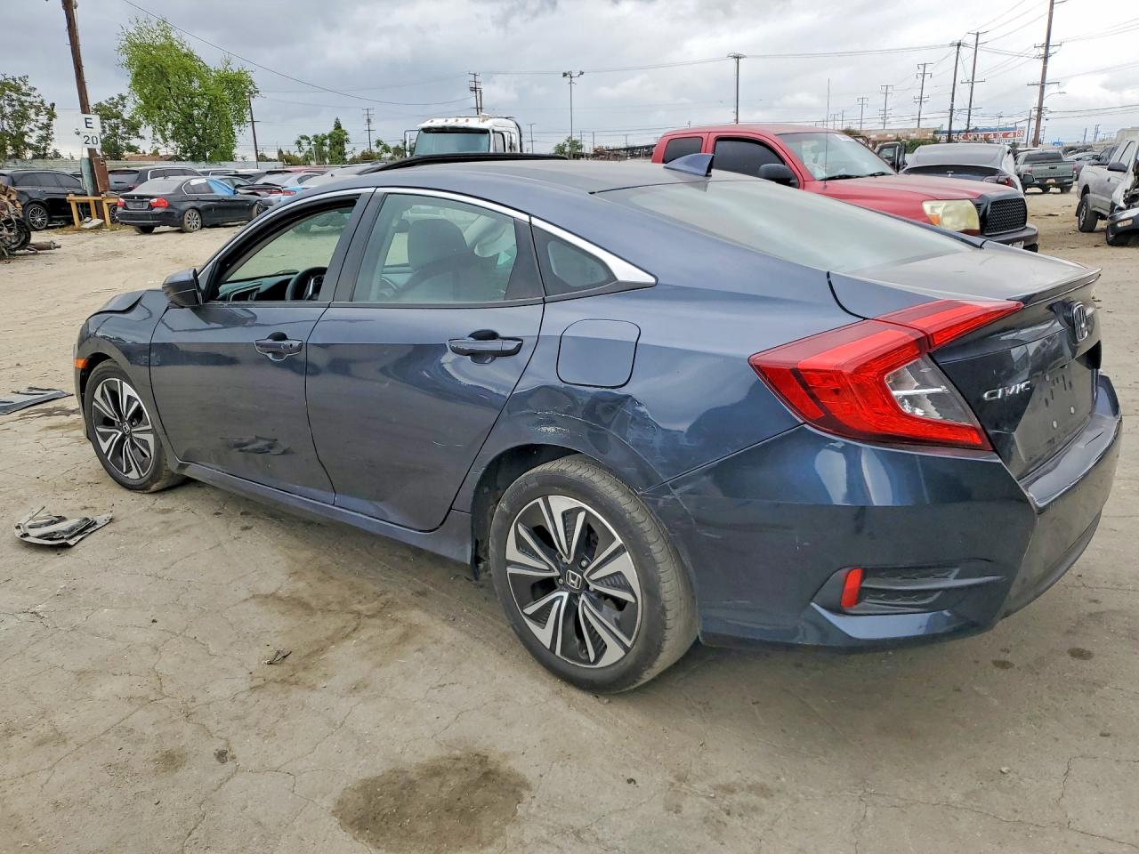 2017 Honda Civic Ex Blue vin: 19XFC1F43HE206739