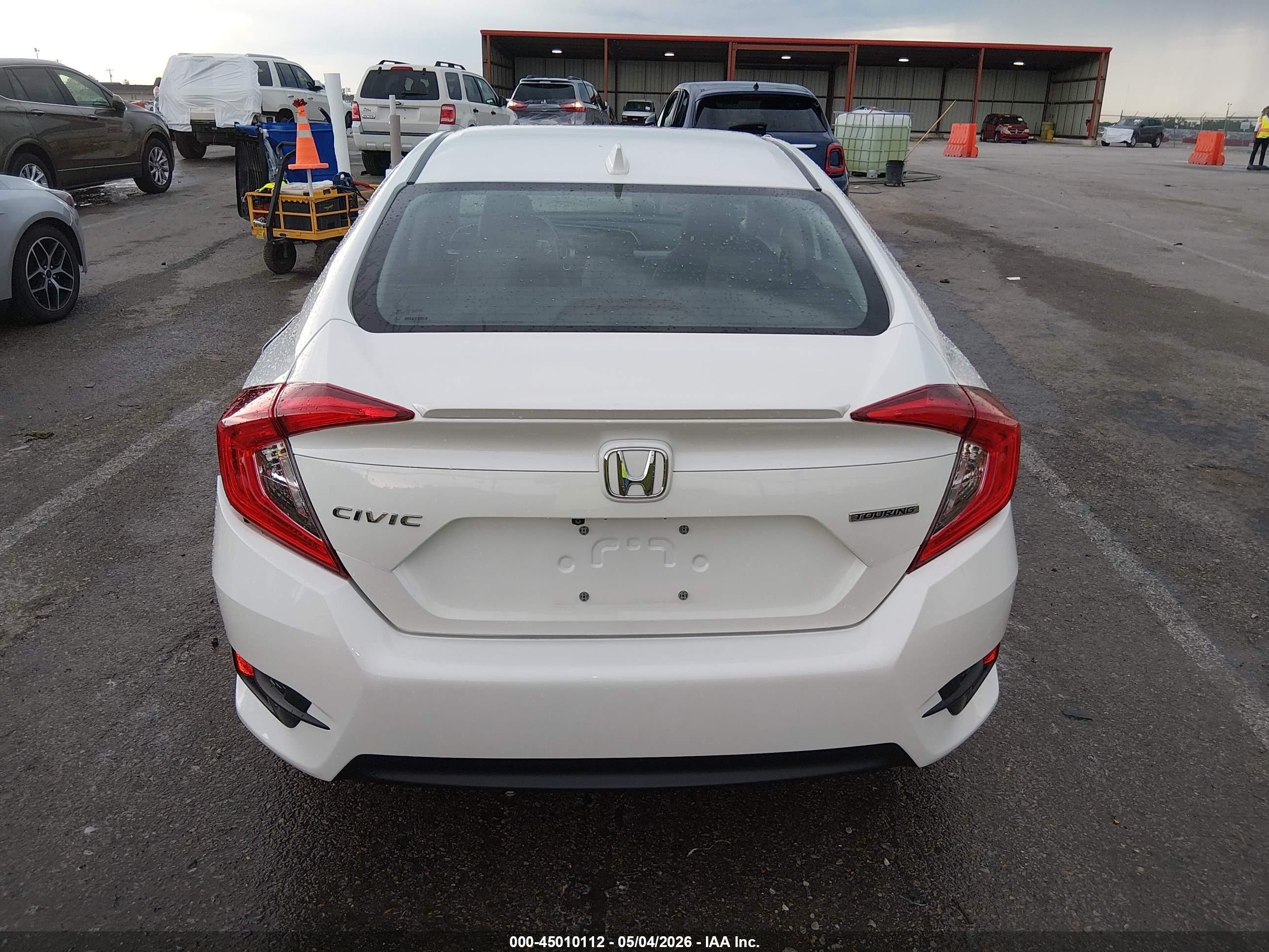 2016 Honda Civic Touring White vin: 19XFC1F92GE017249
