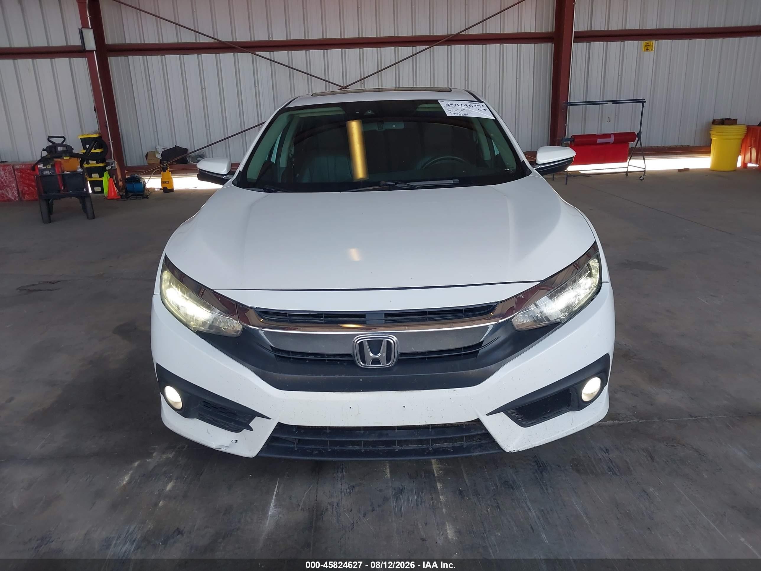 2016 Honda Civic Touring White vin: 19XFC1F92GE221954