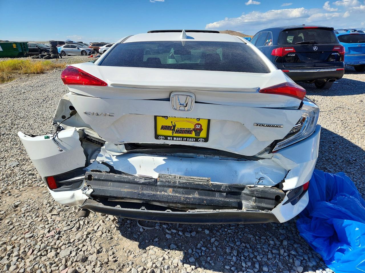 2016 Honda Civic Touring White vin: 19XFC1F9XGE030699