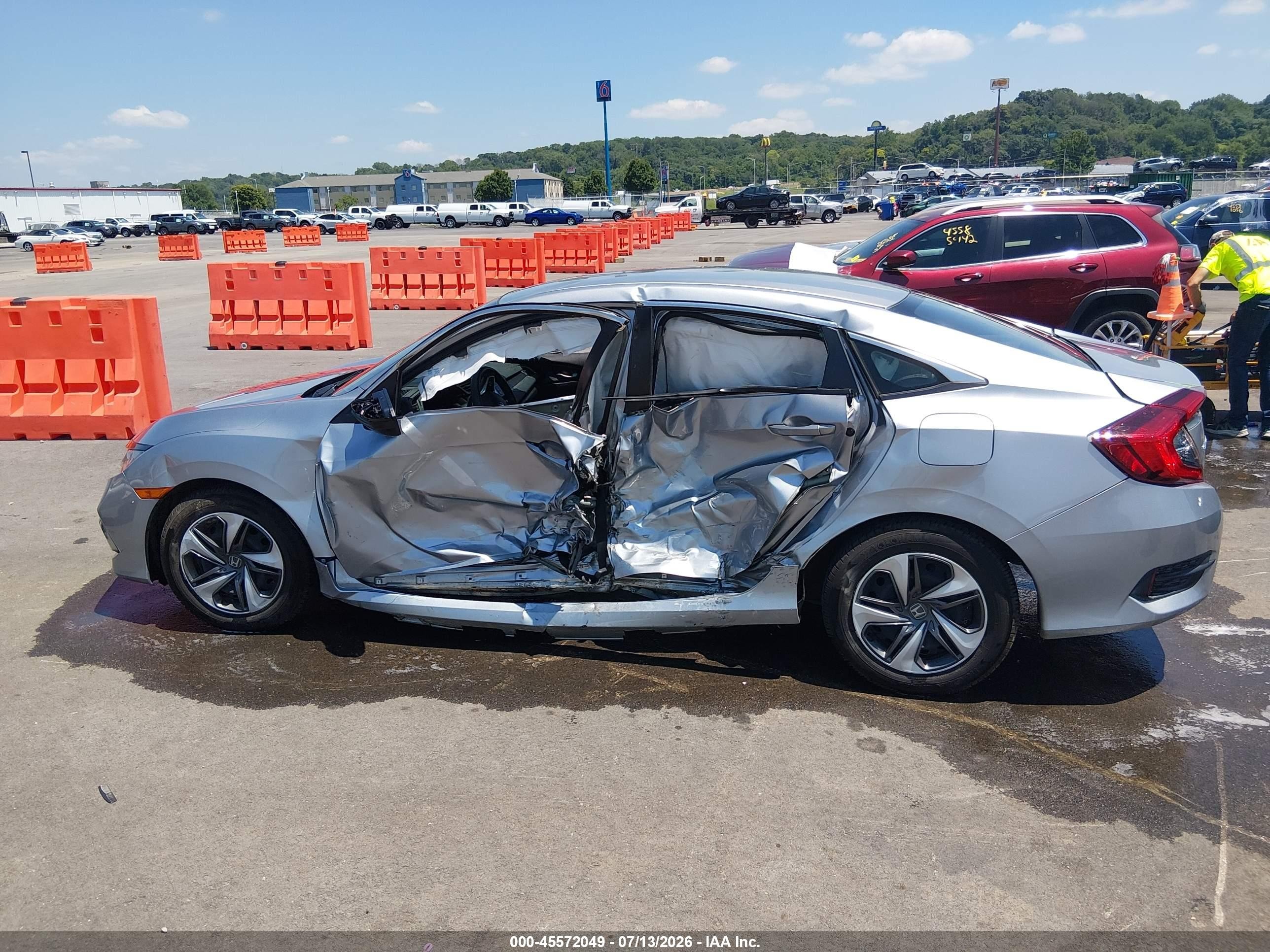 2020 Honda Civic Lx Silver vin: 19XFC2E6XLE001047