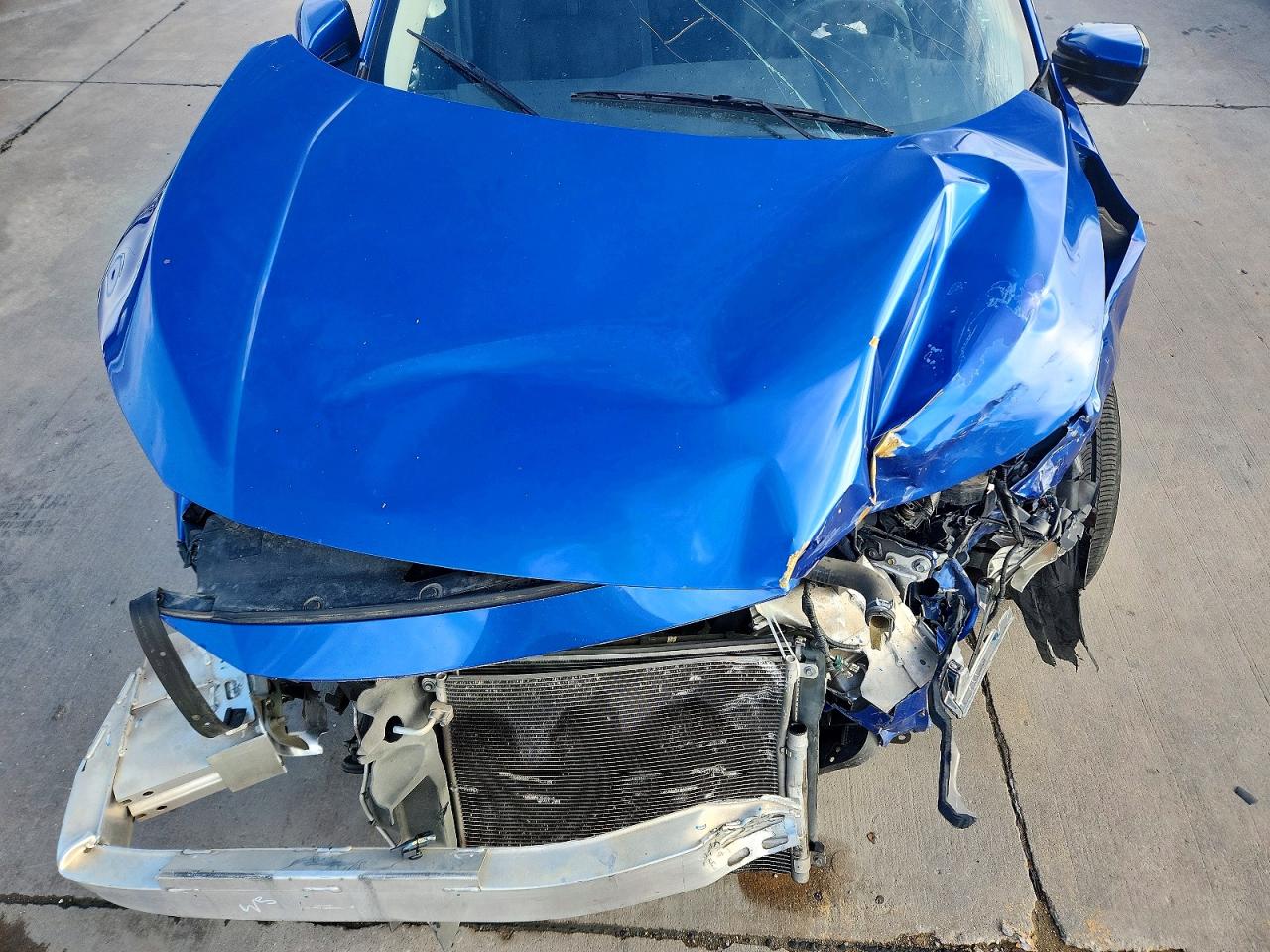 2016 Honda Civic Lx Blue vin: 19XFC2F50GE021593