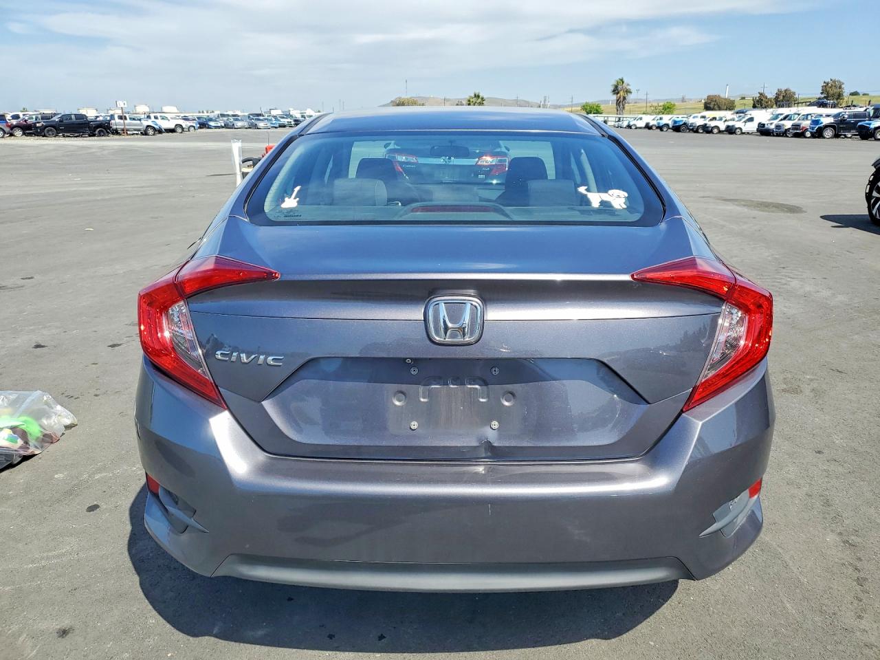 2017 Honda Civic Lx Gray vin: 19XFC2F50HE221603