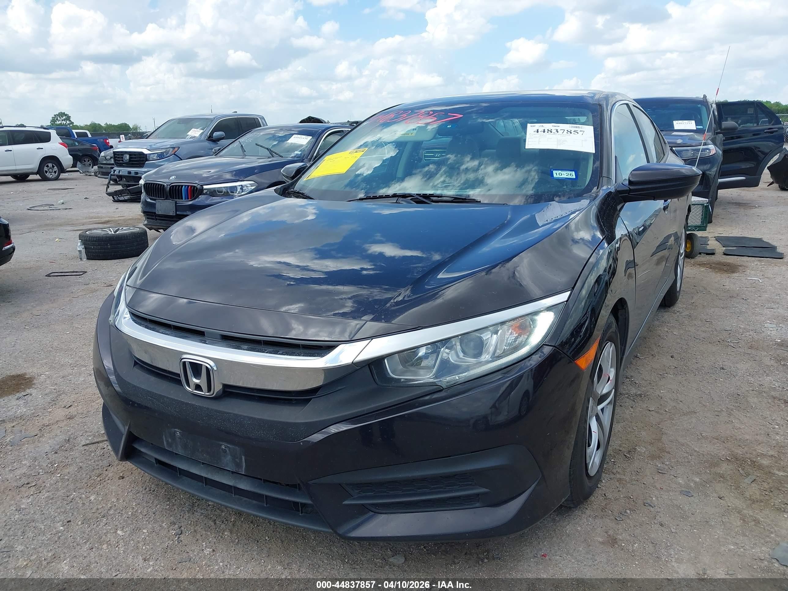 2018 Honda Civic Lx Черный vin: 19XFC2F50JE205990