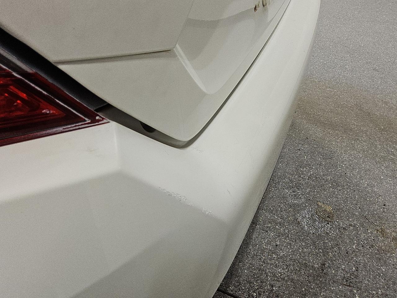 2016 Honda Civic Lx Белый vin: 19XFC2F51GE055574 Damage: Rear Bumper/Cover, Previous Repair, Substandard Repair