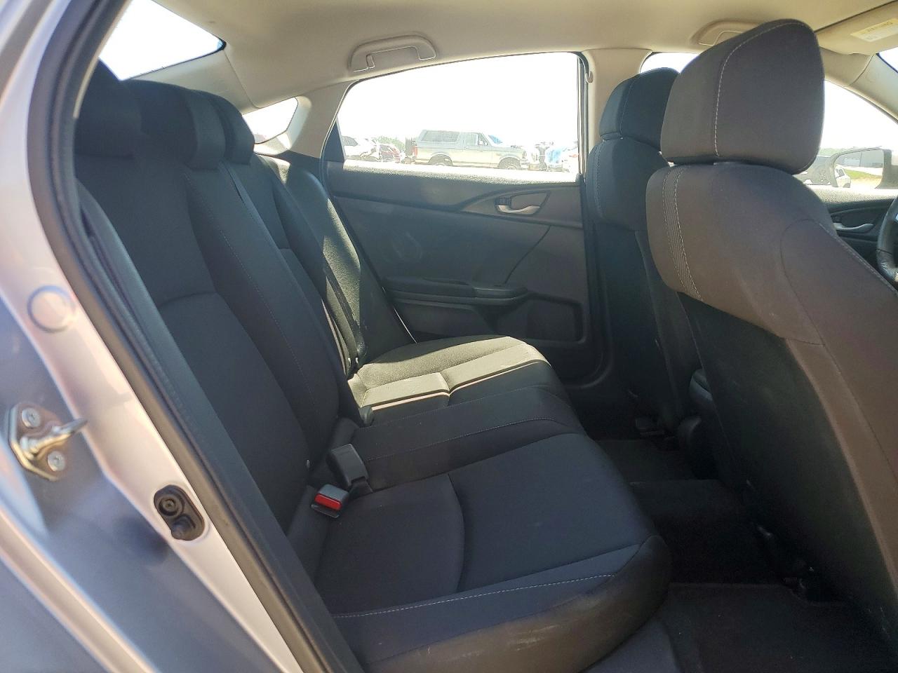 2016 Honda Civic Lx Silver vin: 19XFC2F52GE015715