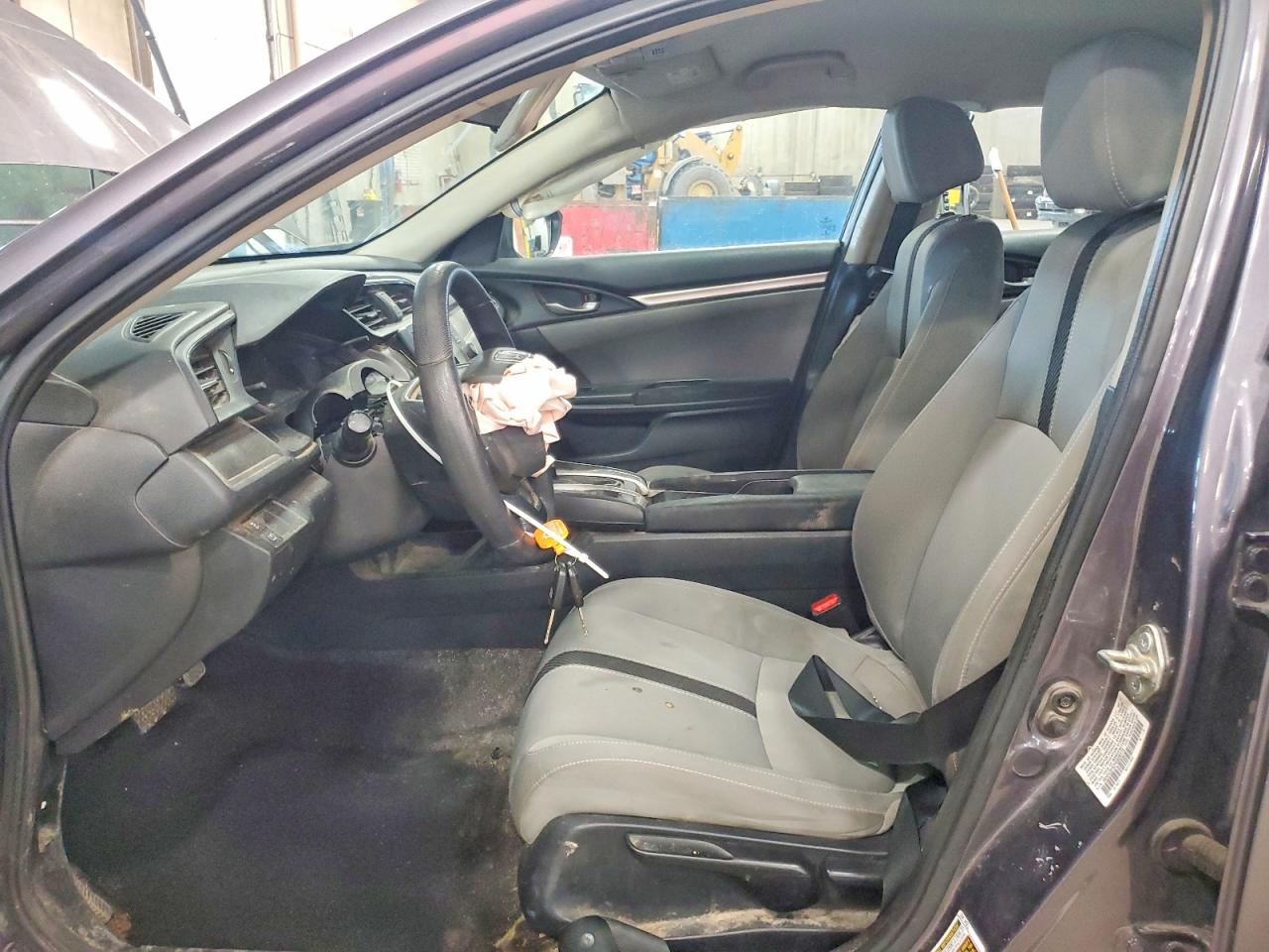 2017 Honda Civic Lx Gray vin: 19XFC2F52HE028174
