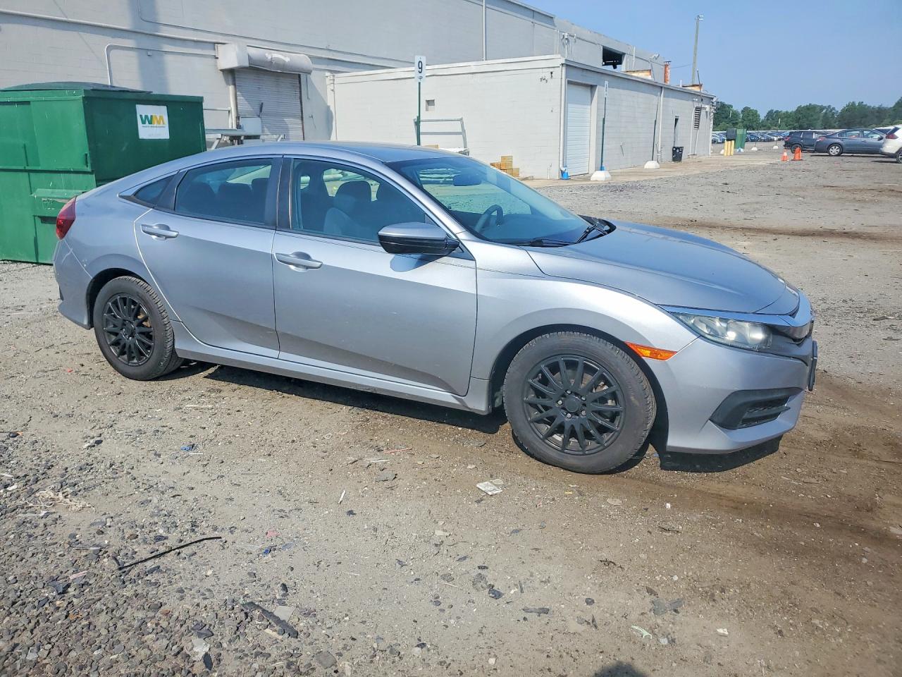 2018 Honda Civic Lx Silver vin: 19XFC2F52JE008268