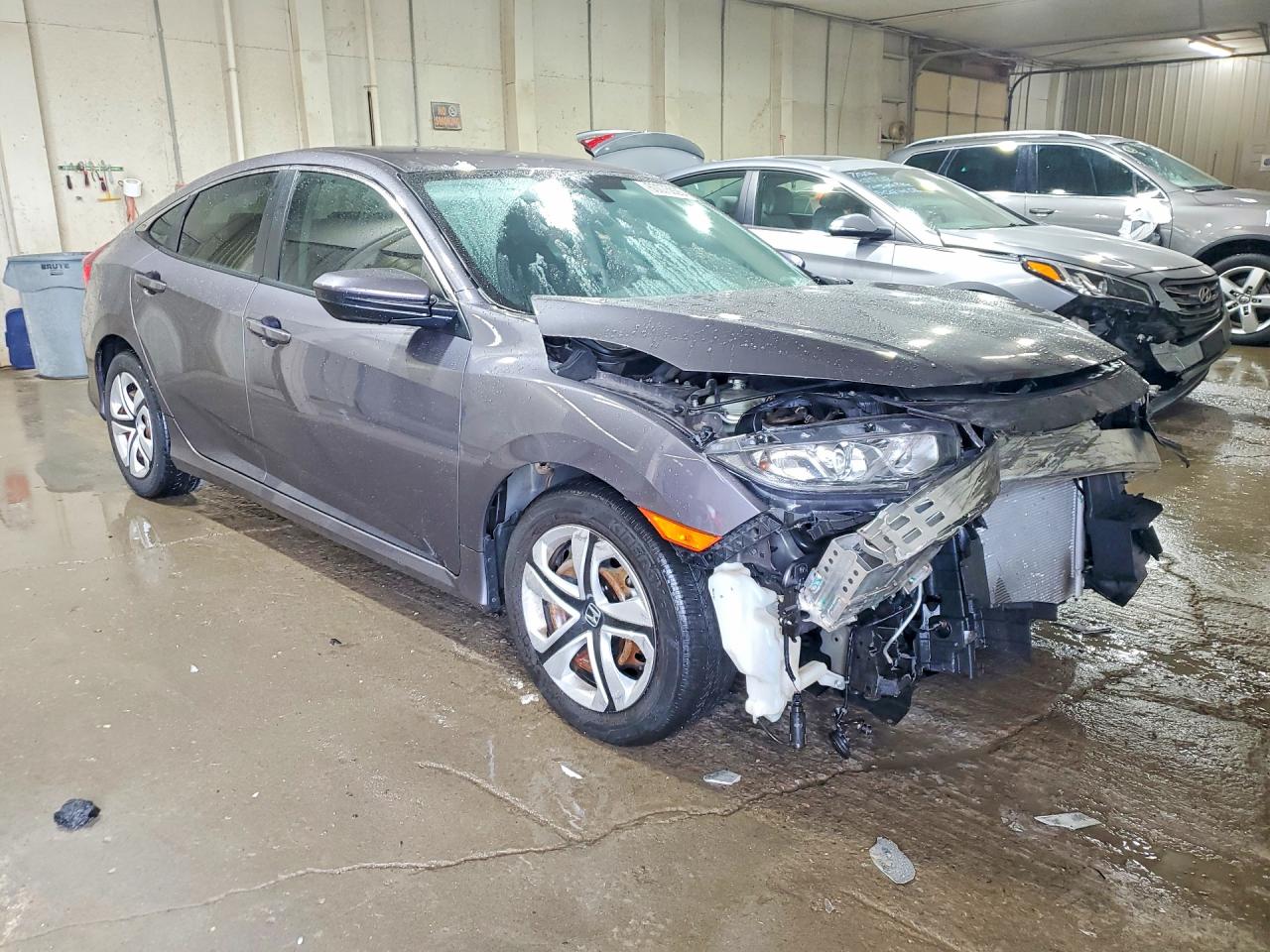 2018 Honda Civic Lx Серый vin: 19XFC2F52JE028682
