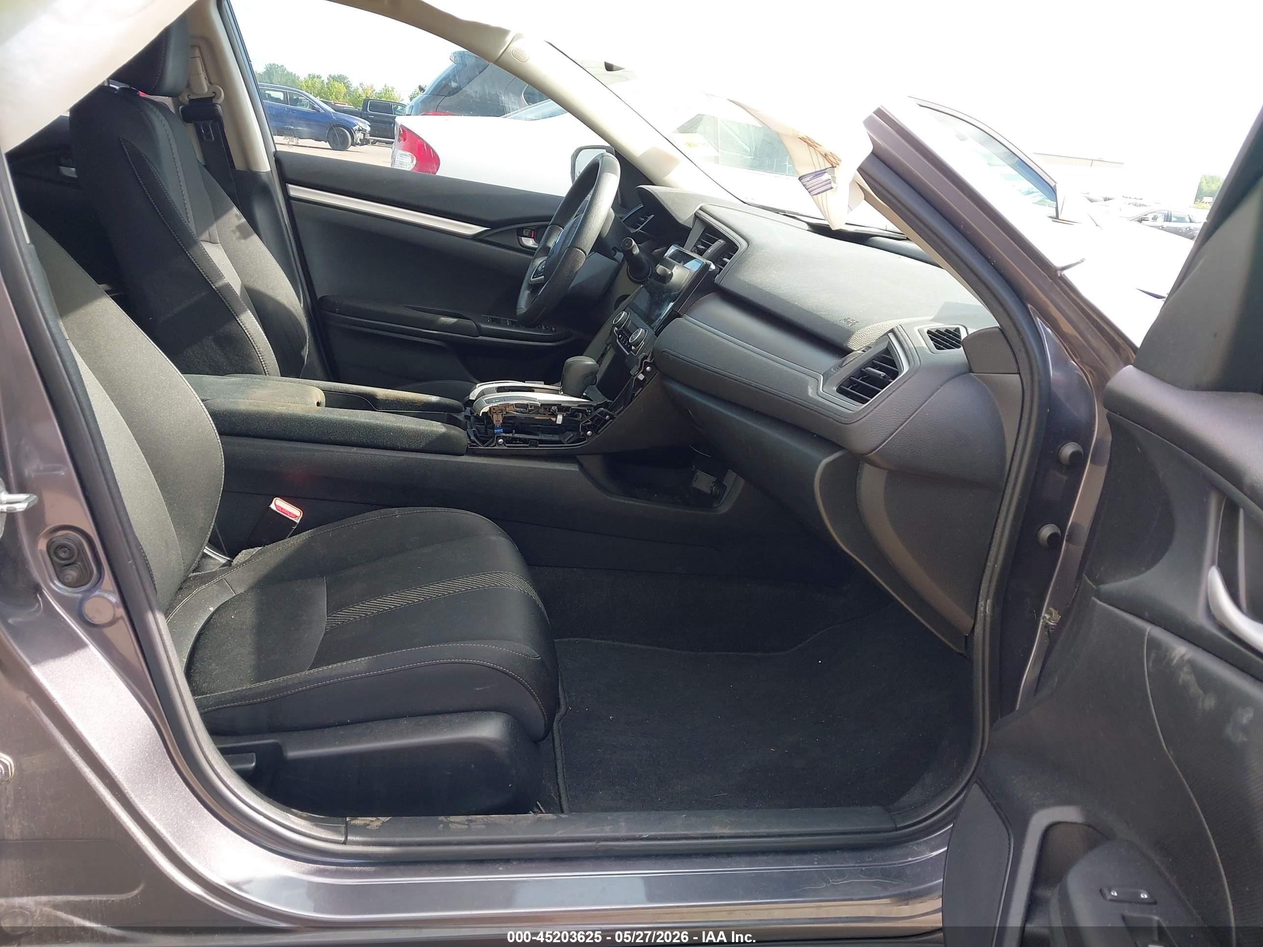 2017 Honda Civic Lx Серый vin: 19XFC2F53HE069395