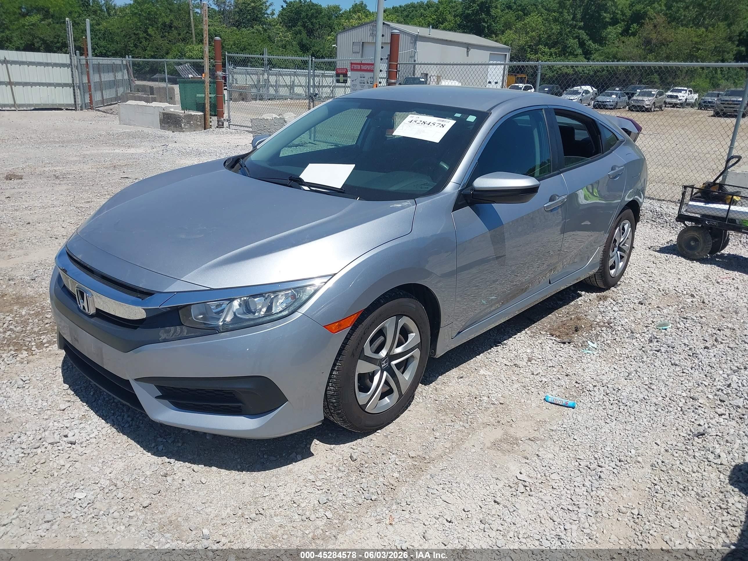 2016 Honda Civic Lx Silver vin: 19XFC2F54GE048571