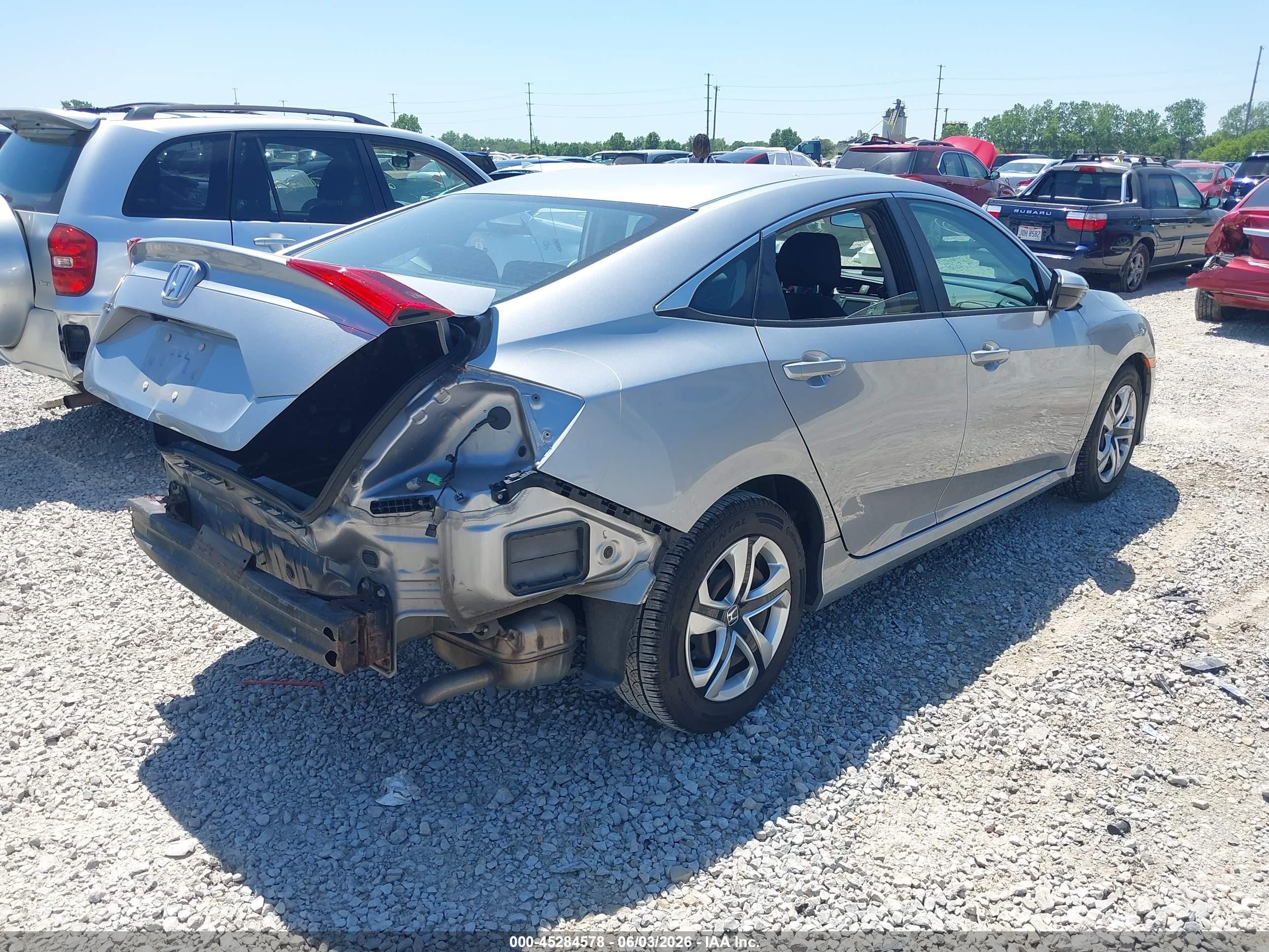 2016 Honda Civic Lx Silver vin: 19XFC2F54GE048571