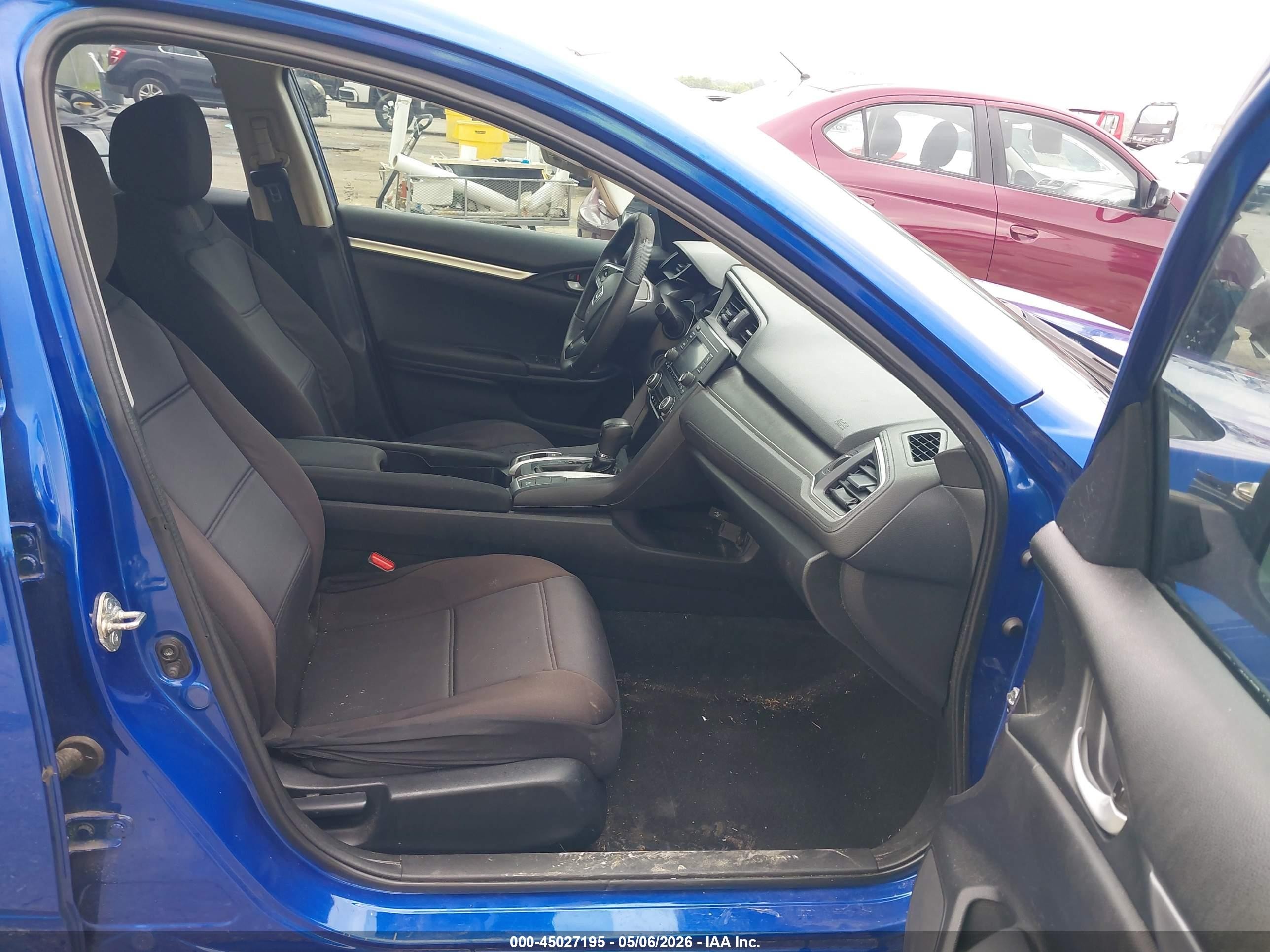 2016 Honda Civic Lx Синий vin: 19XFC2F54GE088763