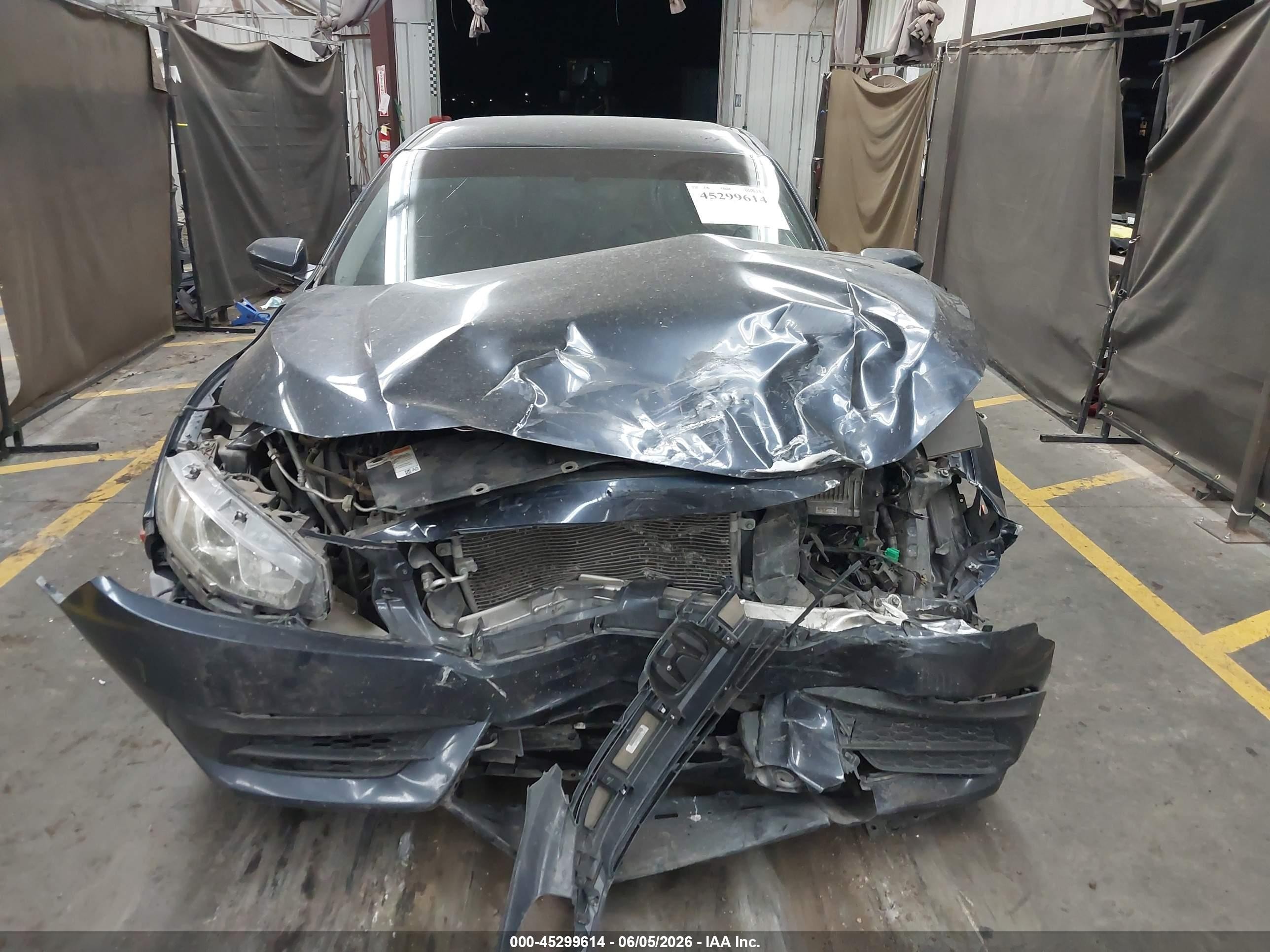 2016 Honda Civic Lx Синий vin: 19XFC2F54GE239875