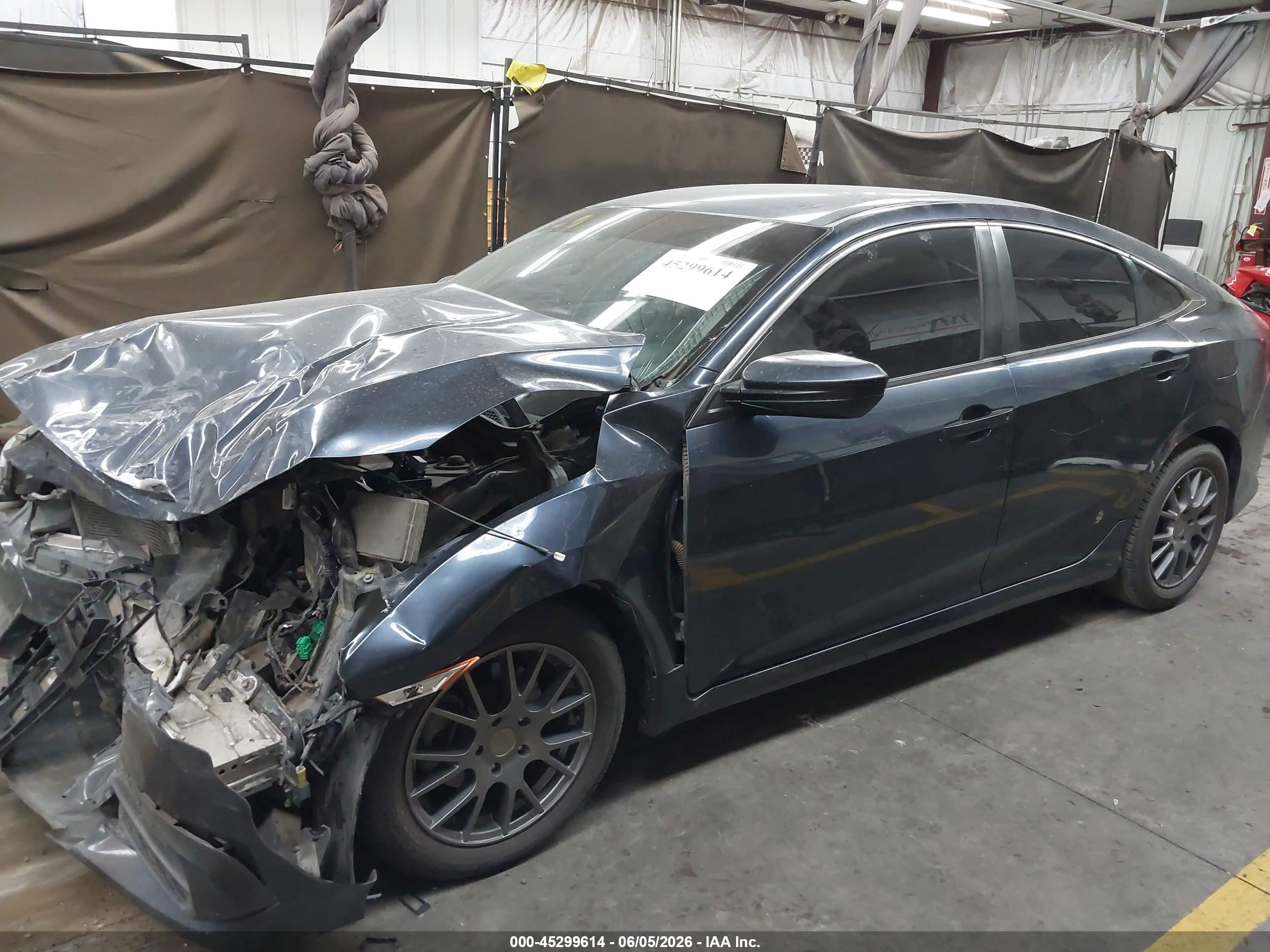 2016 Honda Civic Lx Синий vin: 19XFC2F54GE239875