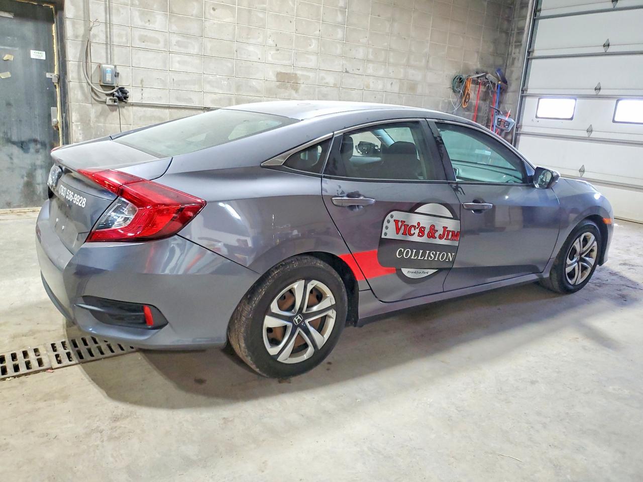 2017 Honda Civic Lx Gray vin: 19XFC2F54HE082298