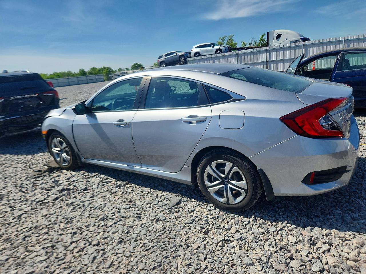 2017 Honda Civic Lx Silver vin: 19XFC2F55HE007898