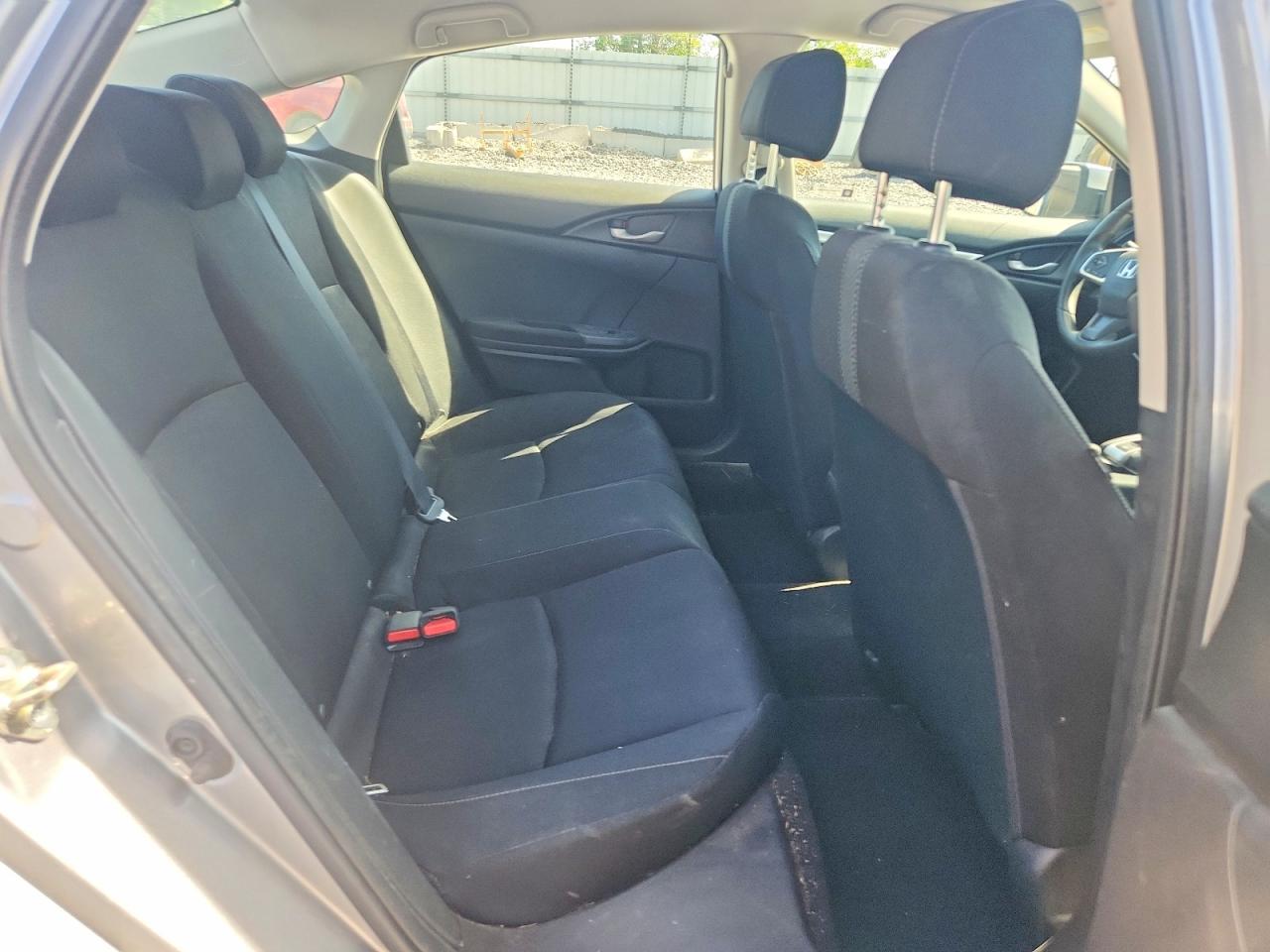 2017 Honda Civic Lx Silver vin: 19XFC2F55HE007898