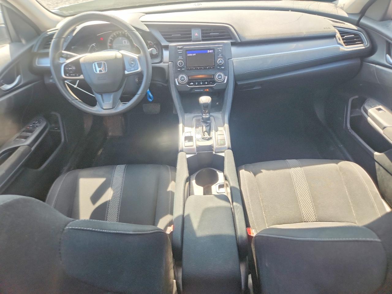 2017 Honda Civic Lx Silver vin: 19XFC2F55HE007898