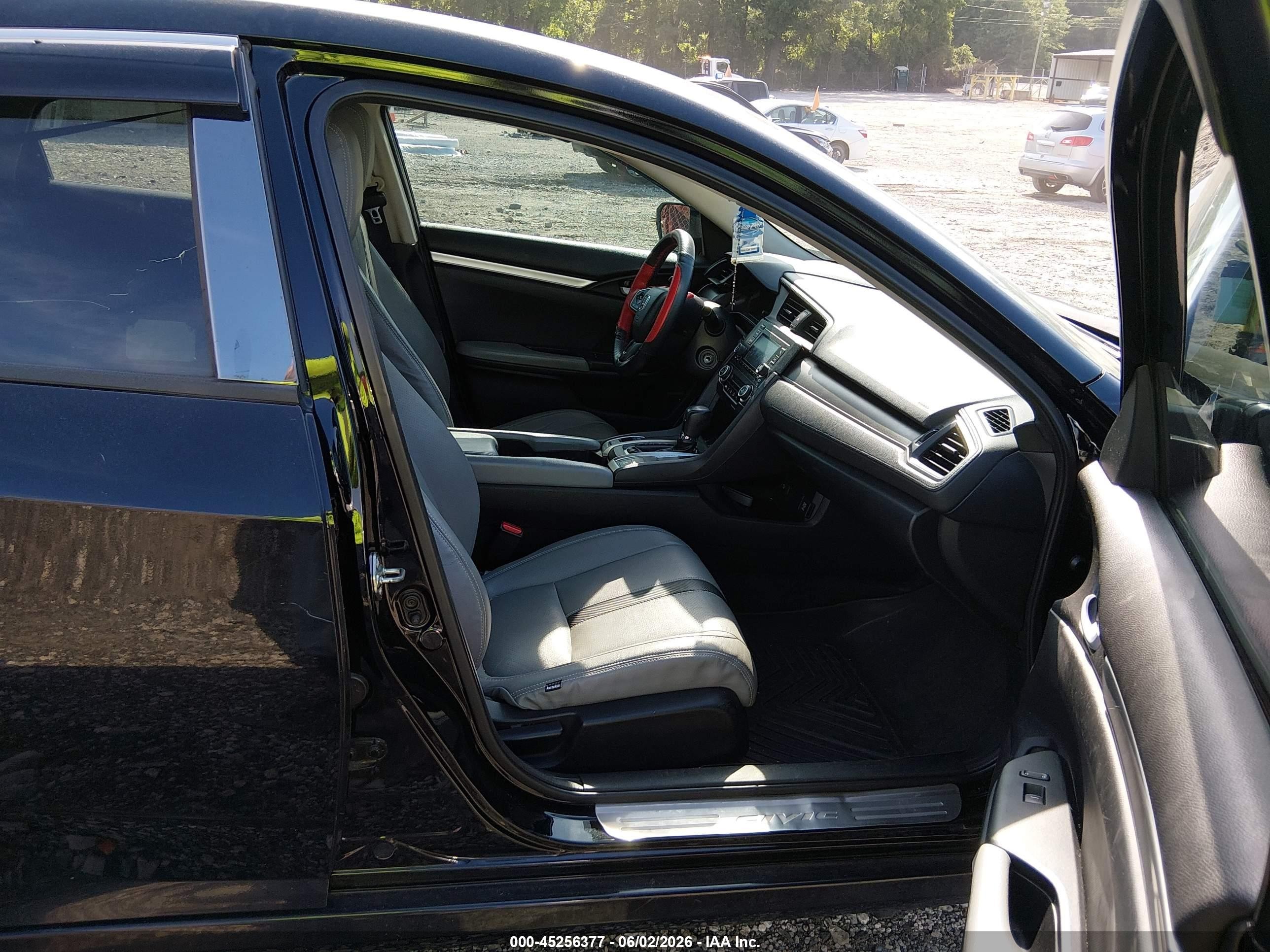2017 Honda Civic Lx Черный vin: 19XFC2F55HE045244