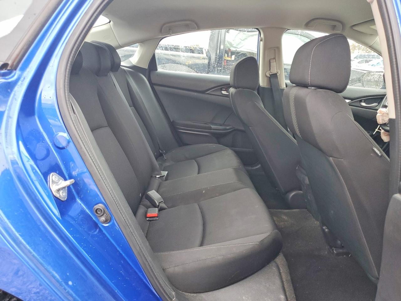 2018 Honda Civic Lx Blue vin: 19XFC2F55JE022780