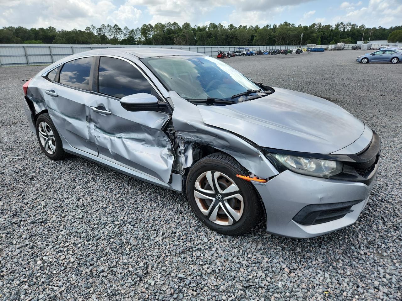 2016 Honda Civic Lx Silver vin: 19XFC2F57GE074257
