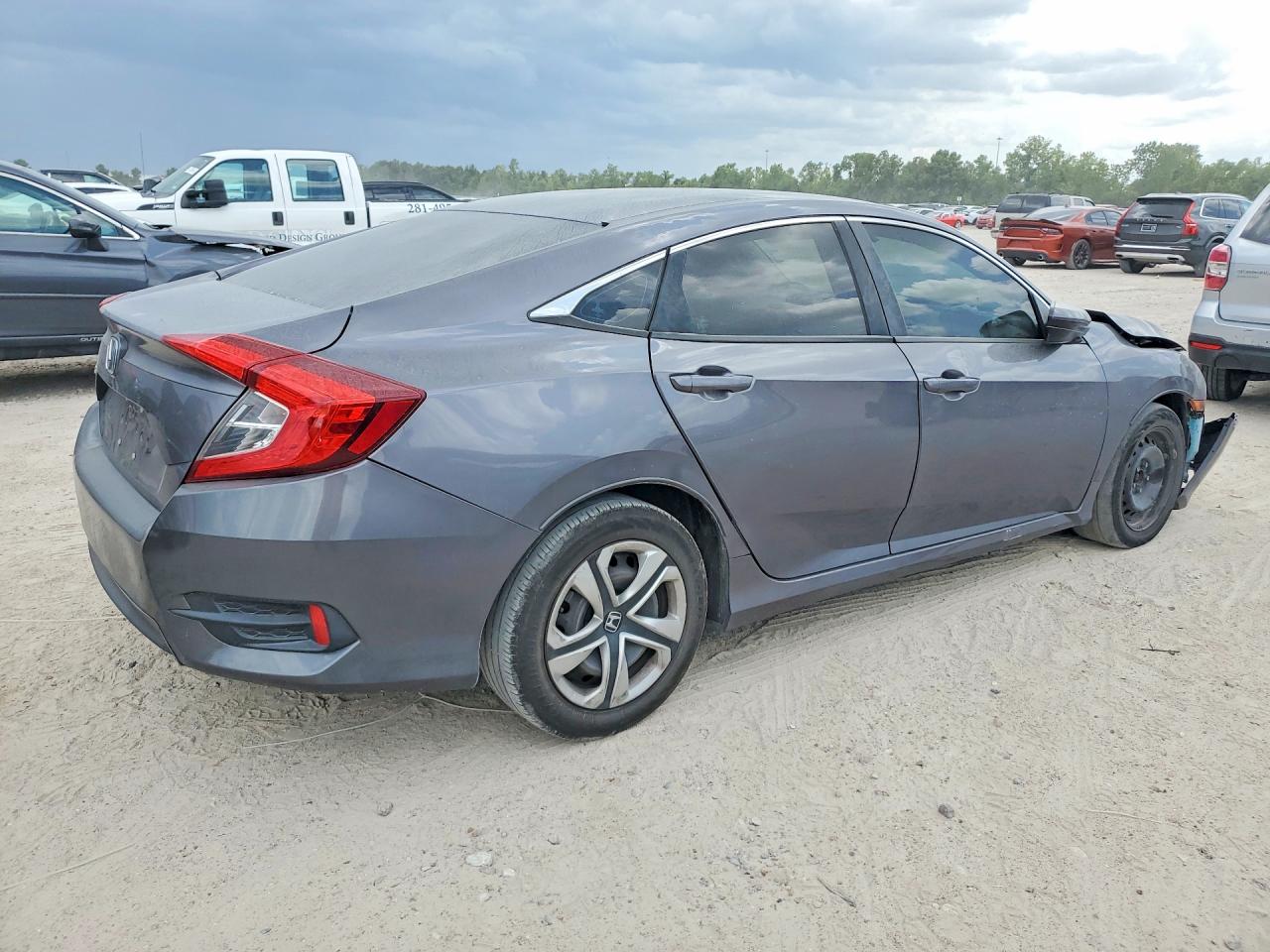 2018 Honda Civic Lx Gray vin: 19XFC2F57JE019749
