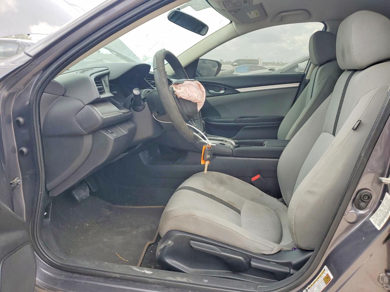 2018 Honda Civic Lx Gray vin: 19XFC2F57JE019749