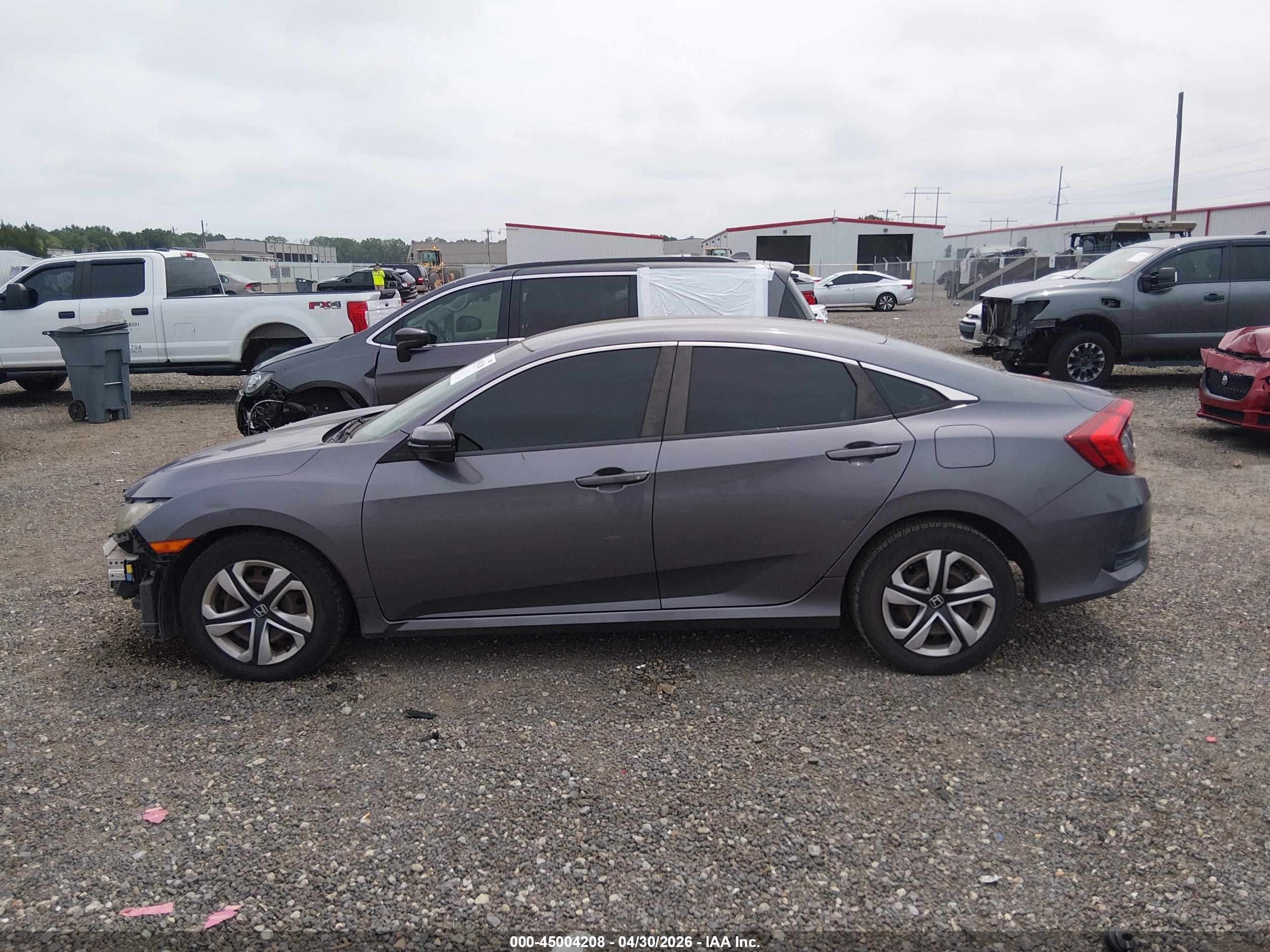 2018 Honda Civic Lx Gray vin: 19XFC2F57JE019881