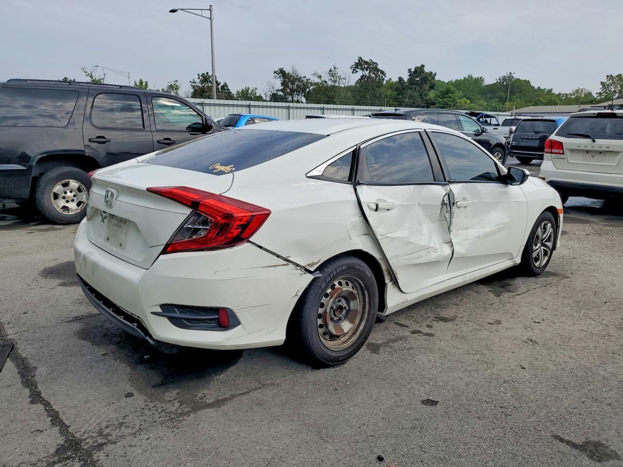 2016 Honda Civic Lx Белый vin: 19XFC2F58GE223226