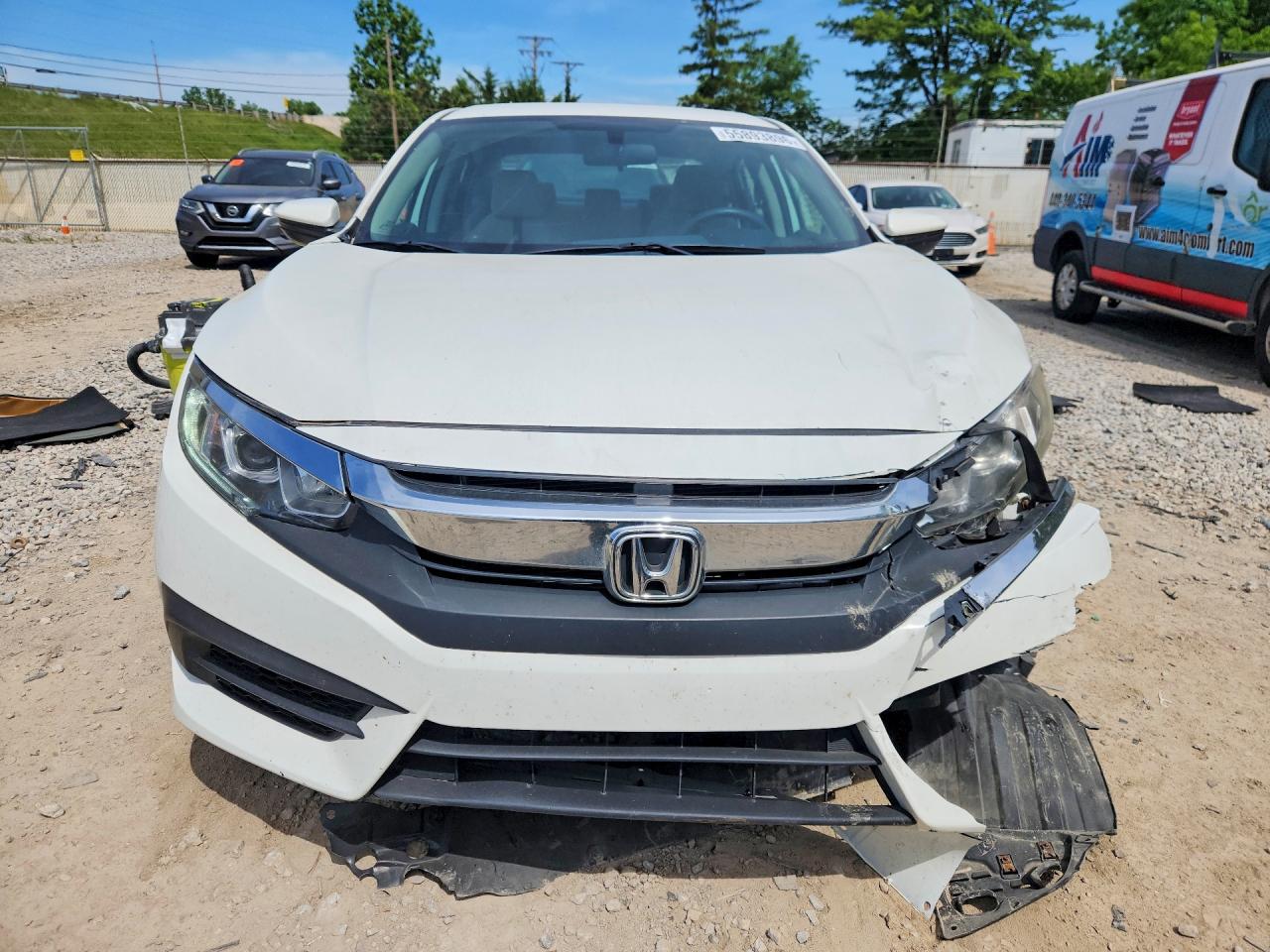 2018 Honda Civic Lx White vin: 19XFC2F58JE017511