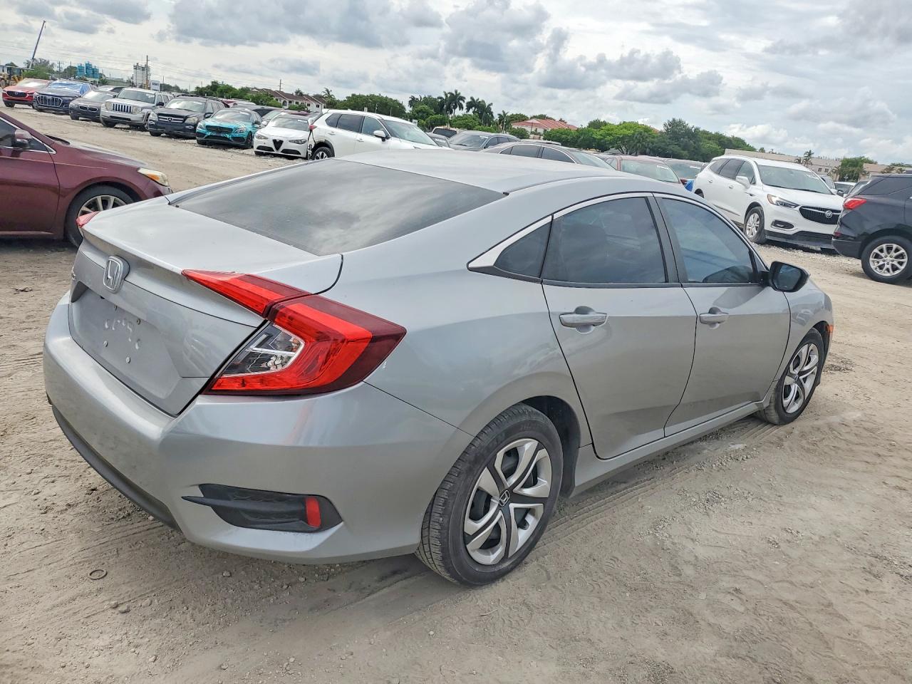 2016 Honda Civic Lx Silver vin: 19XFC2F59GE095515