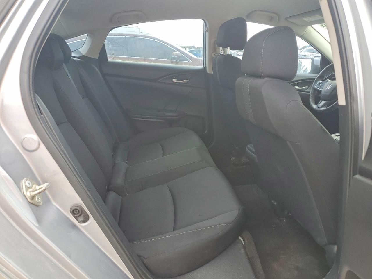 2016 Honda Civic Lx Silver vin: 19XFC2F59GE095515