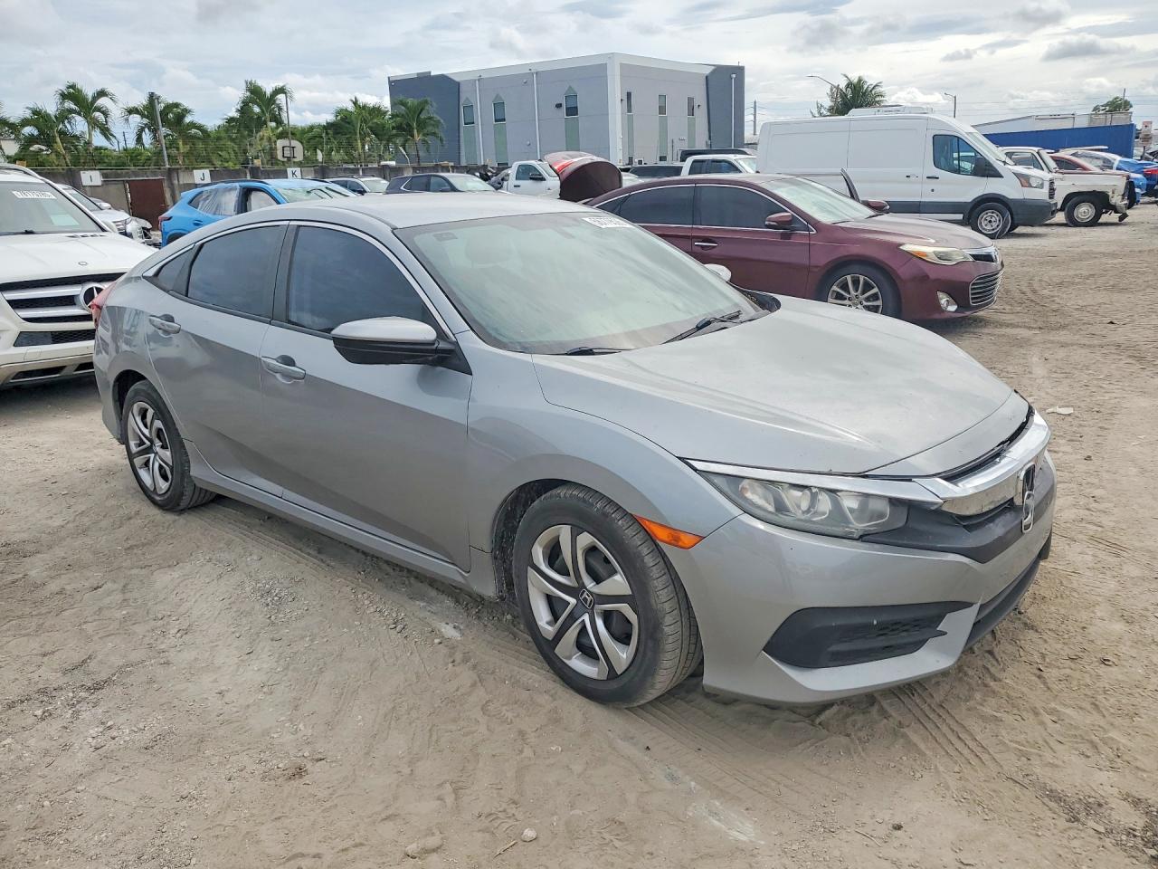2016 Honda Civic Lx Silver vin: 19XFC2F59GE095515