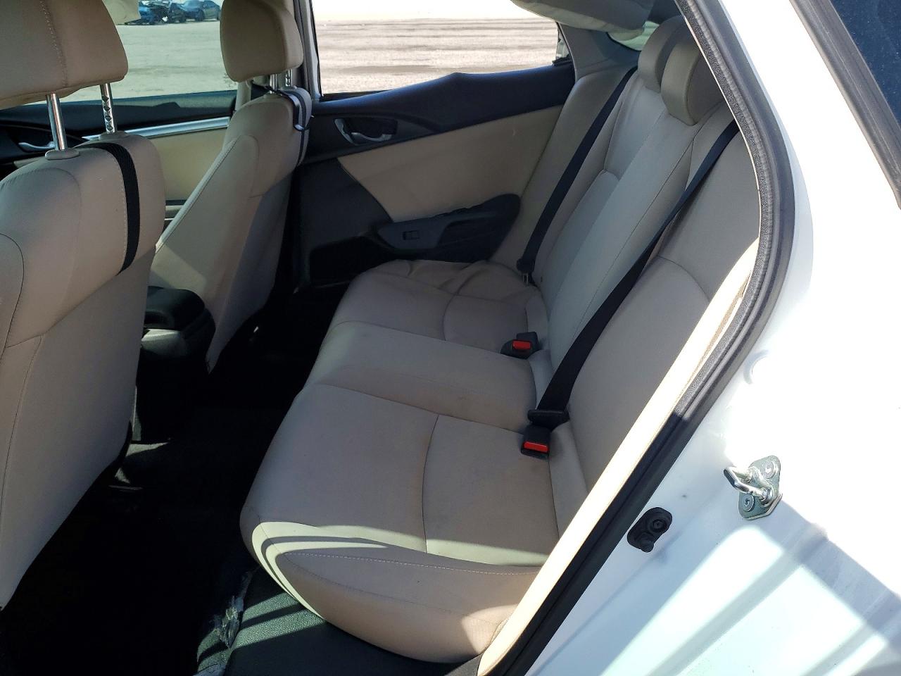 2016 Honda Civic Lx White vin: 19XFC2F5XGE034111