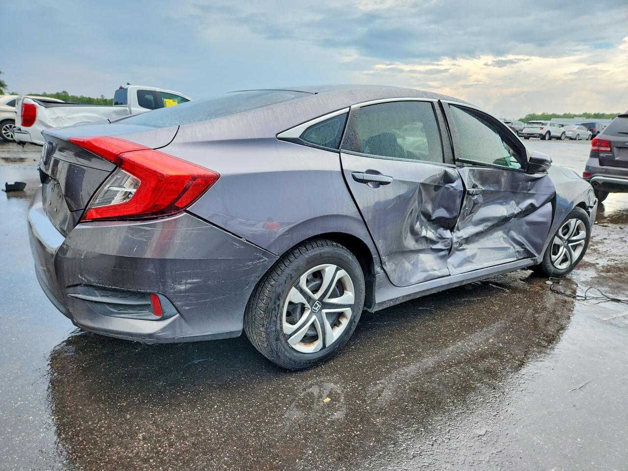 2017 Honda Civic Lx Gray vin: 19XFC2F5XHE036118