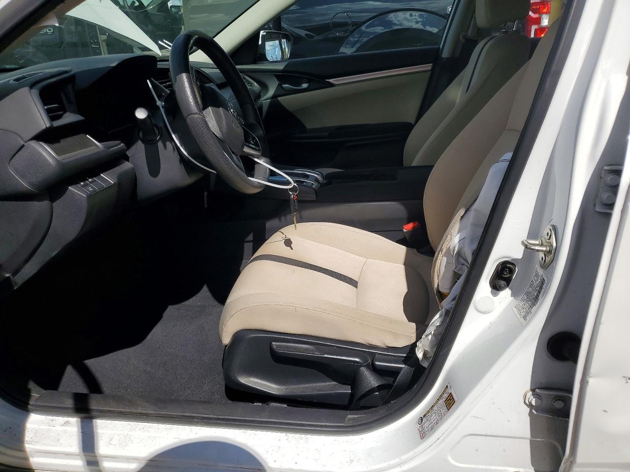 2020 Honda Civic Lx White vin: 19XFC2F61LE010671
