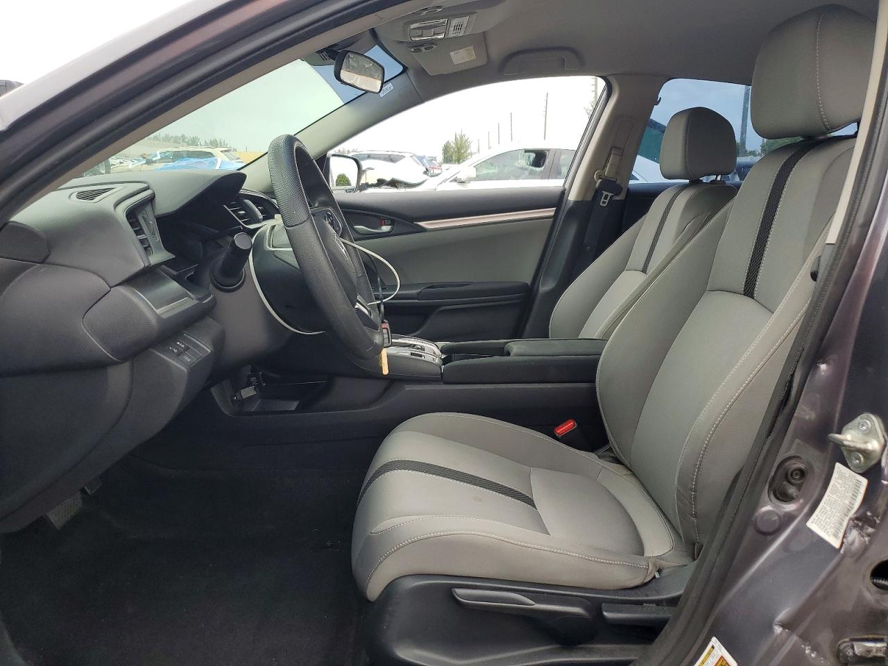 2019 Honda Civic Lx Gray vin: 19XFC2F63KE008922